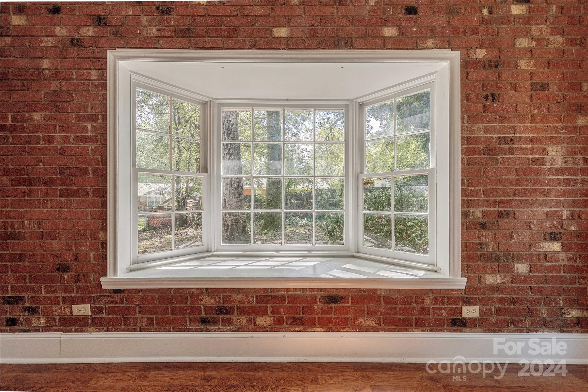 1513 Greenview Place