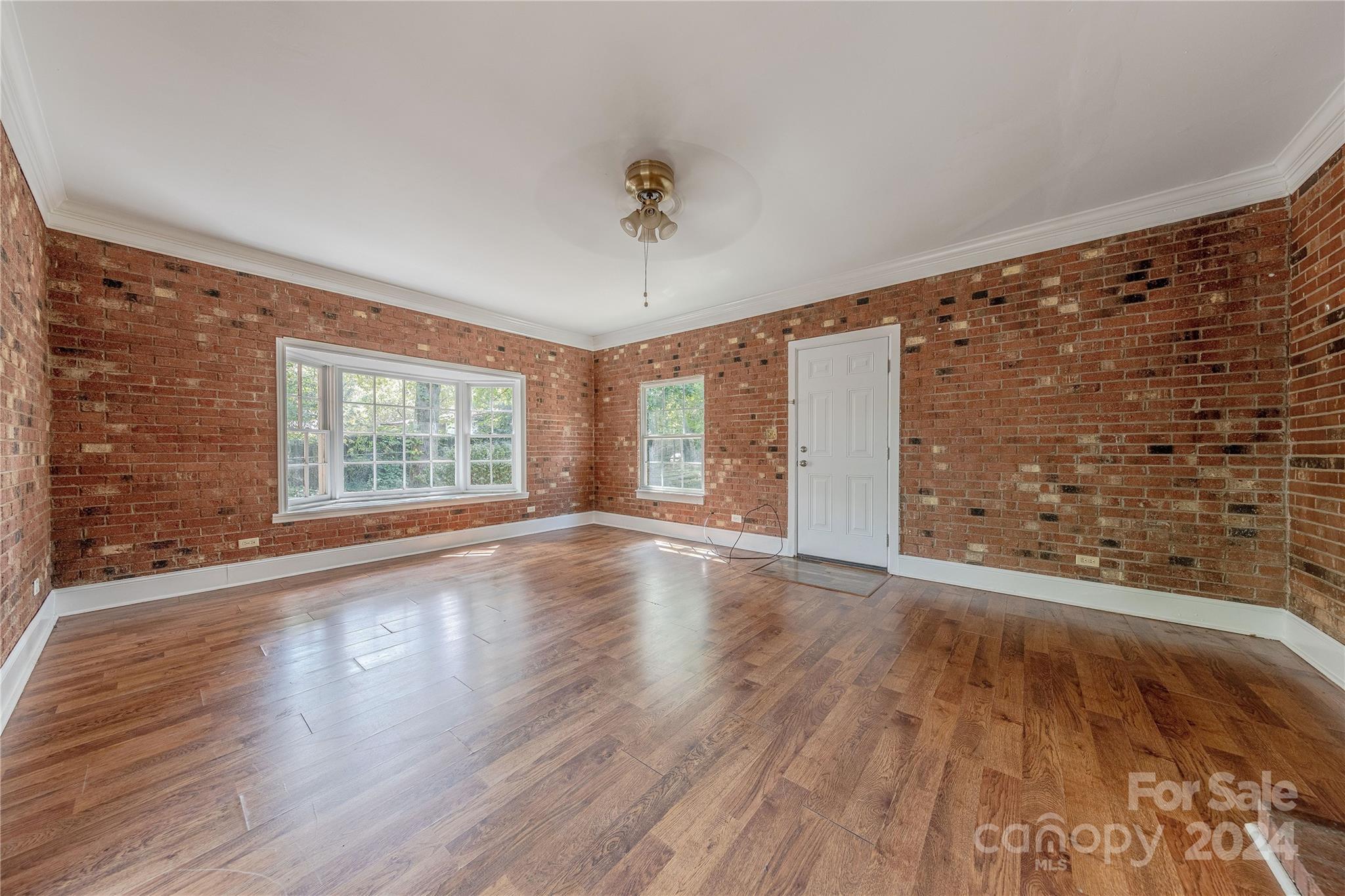 1513 Greenview Place