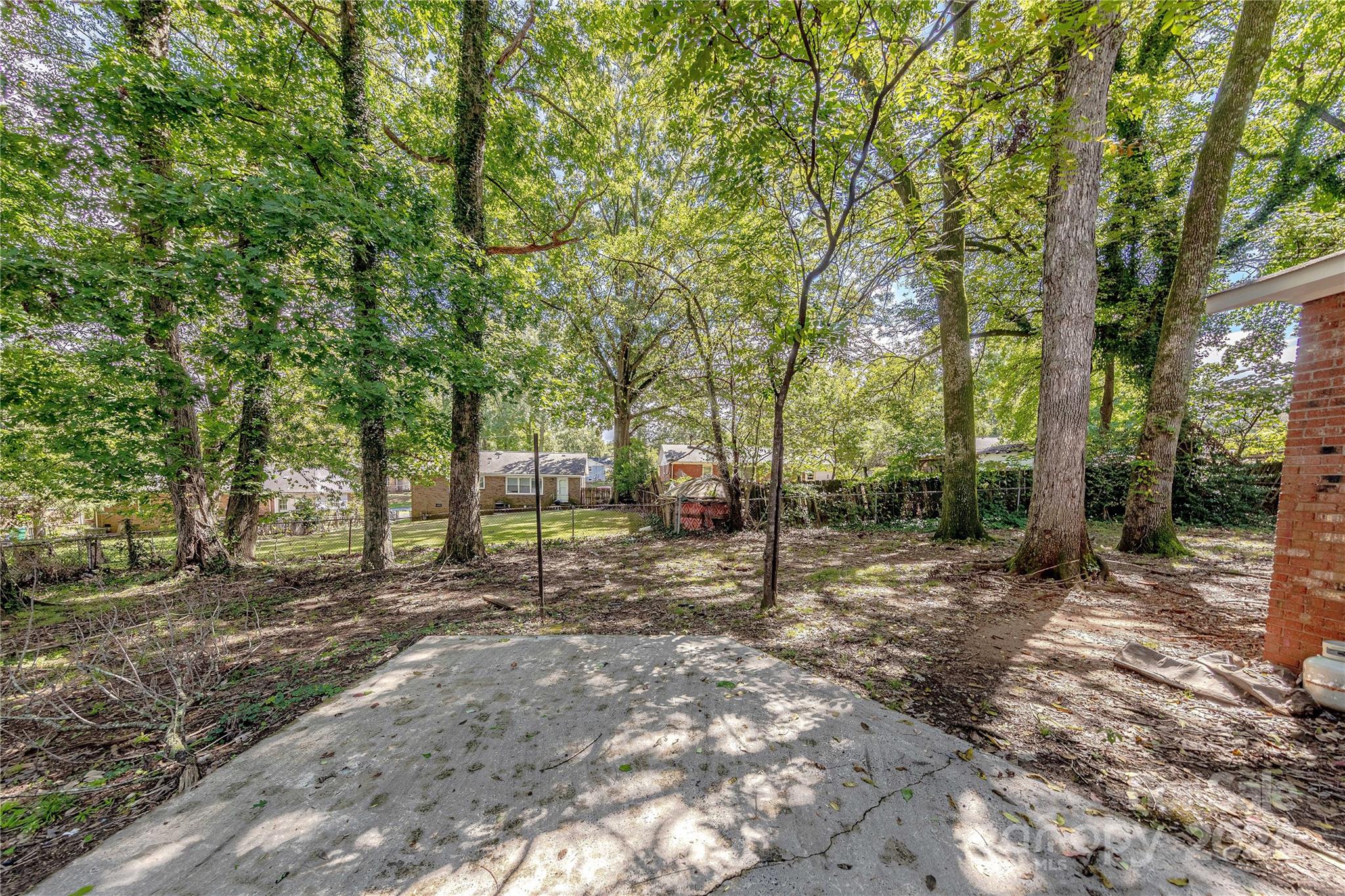 1513 Greenview Place