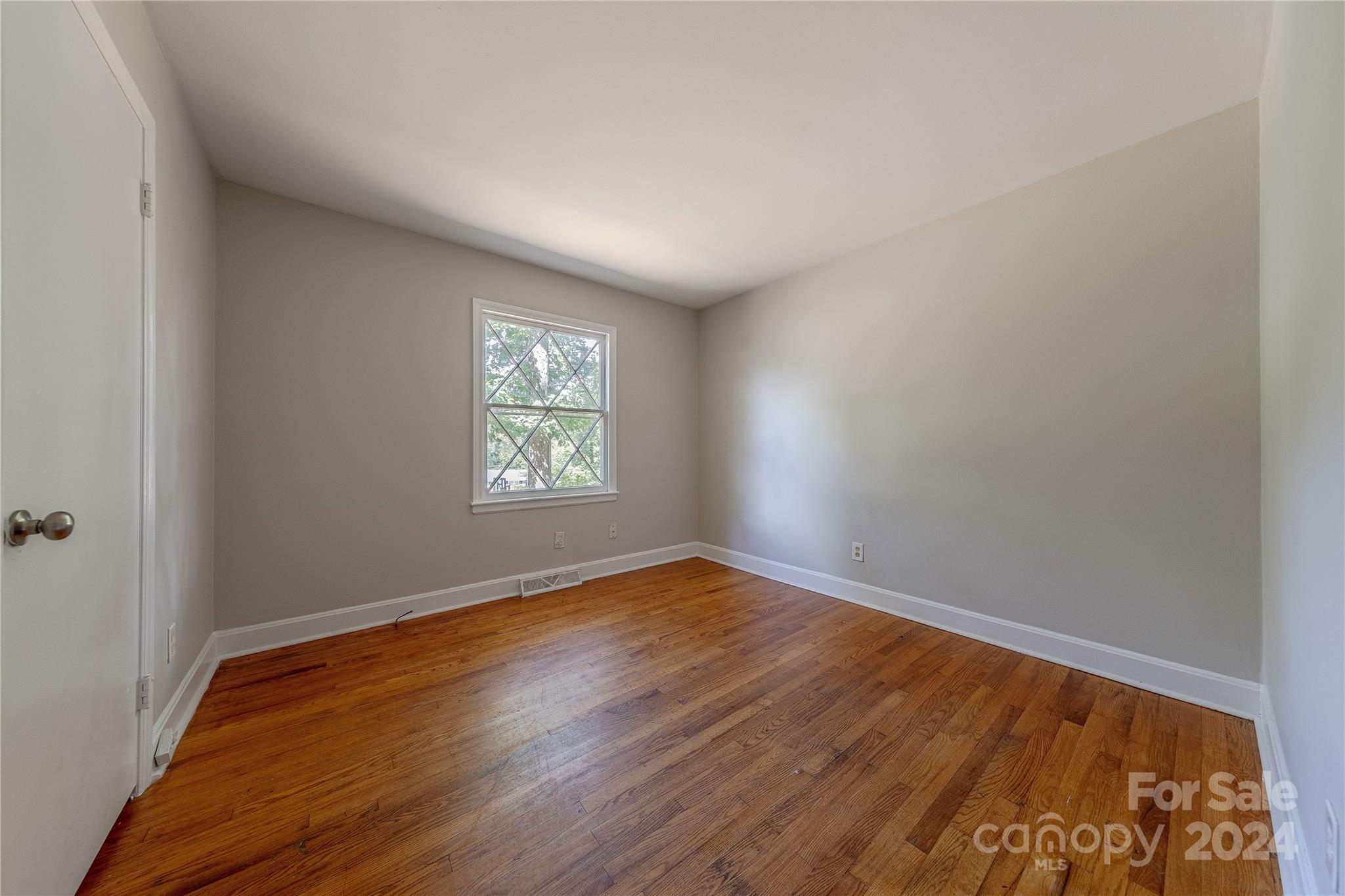 1513 Greenview Place