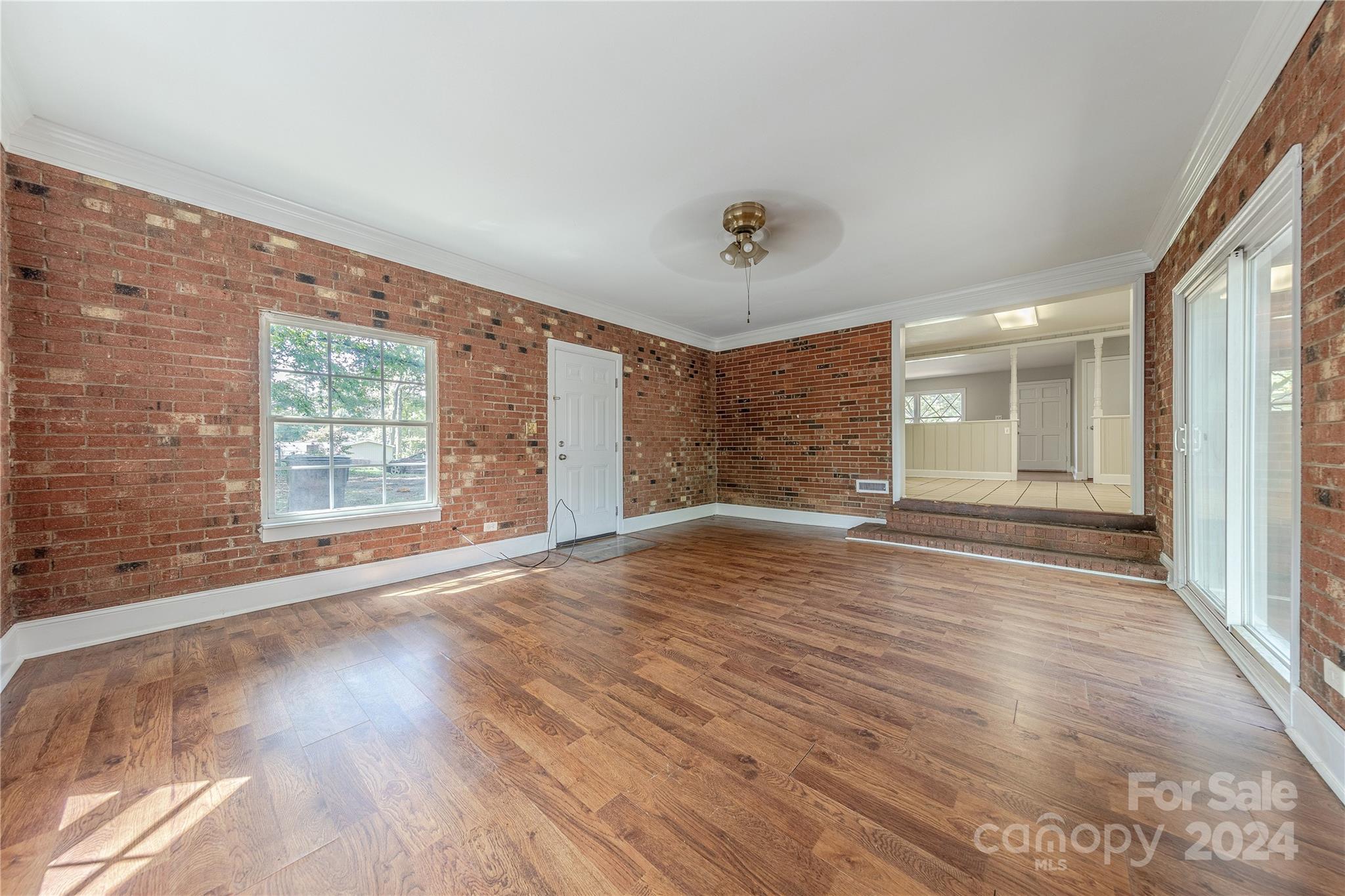 1513 Greenview Place