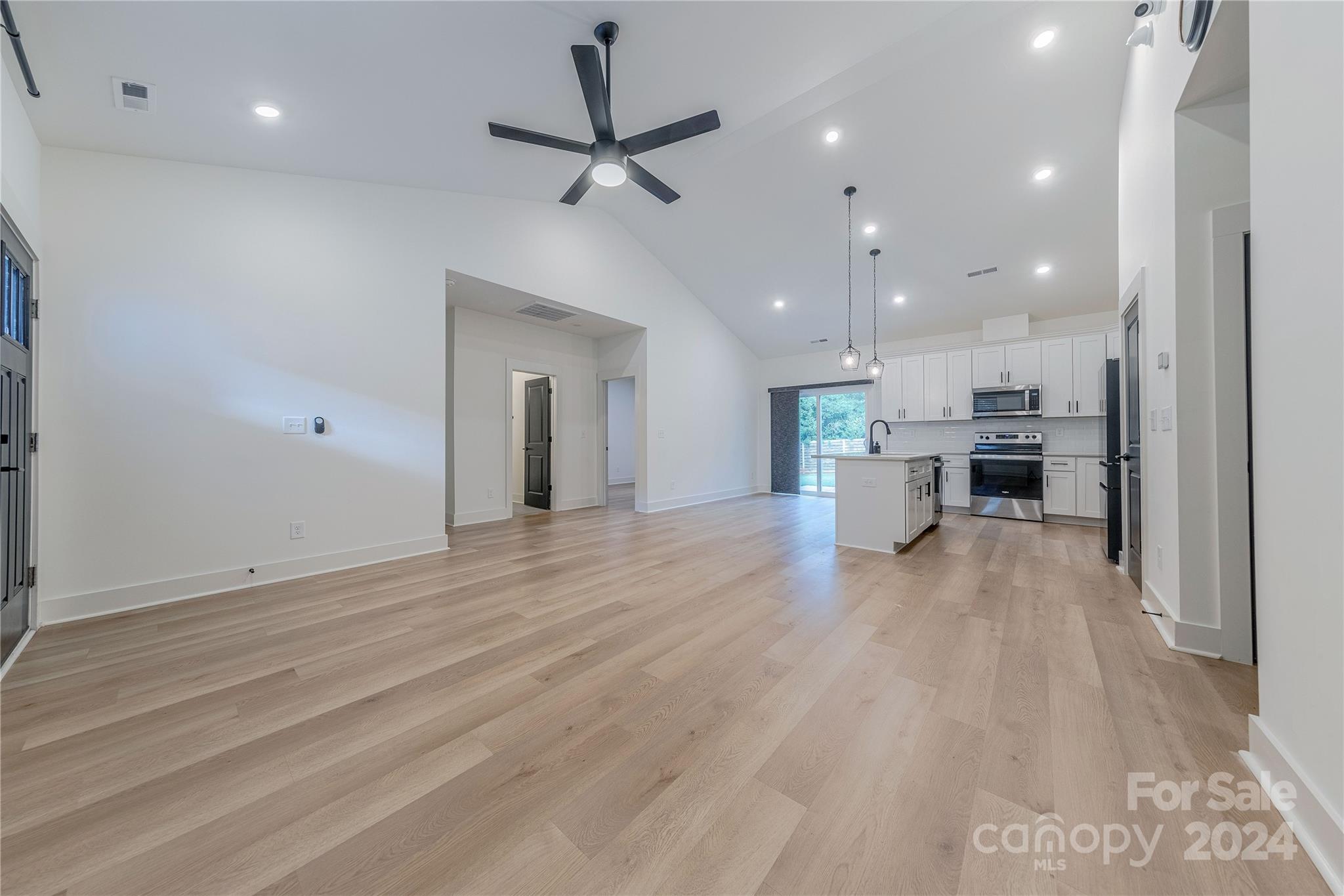 6733 Ellendale Drive