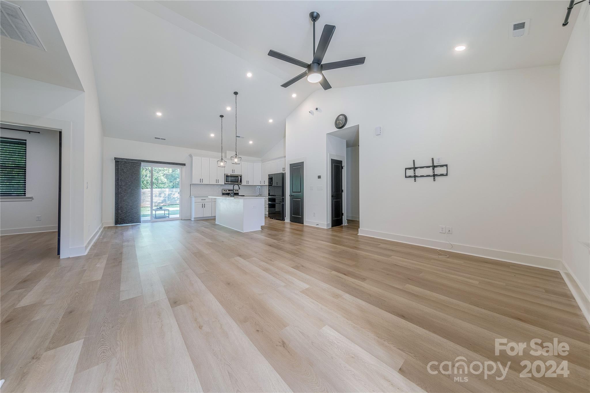 6733 Ellendale Drive