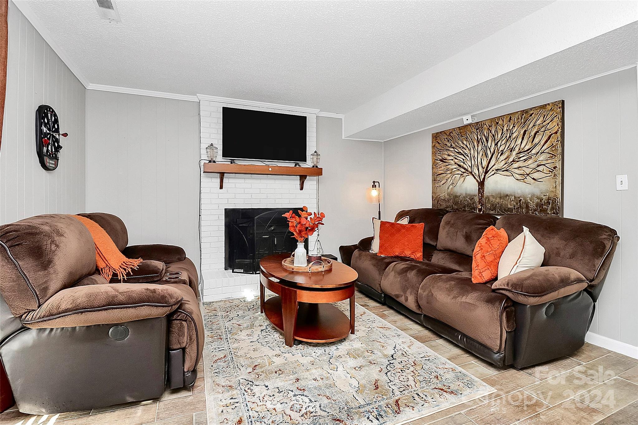 301 Red Roan Place