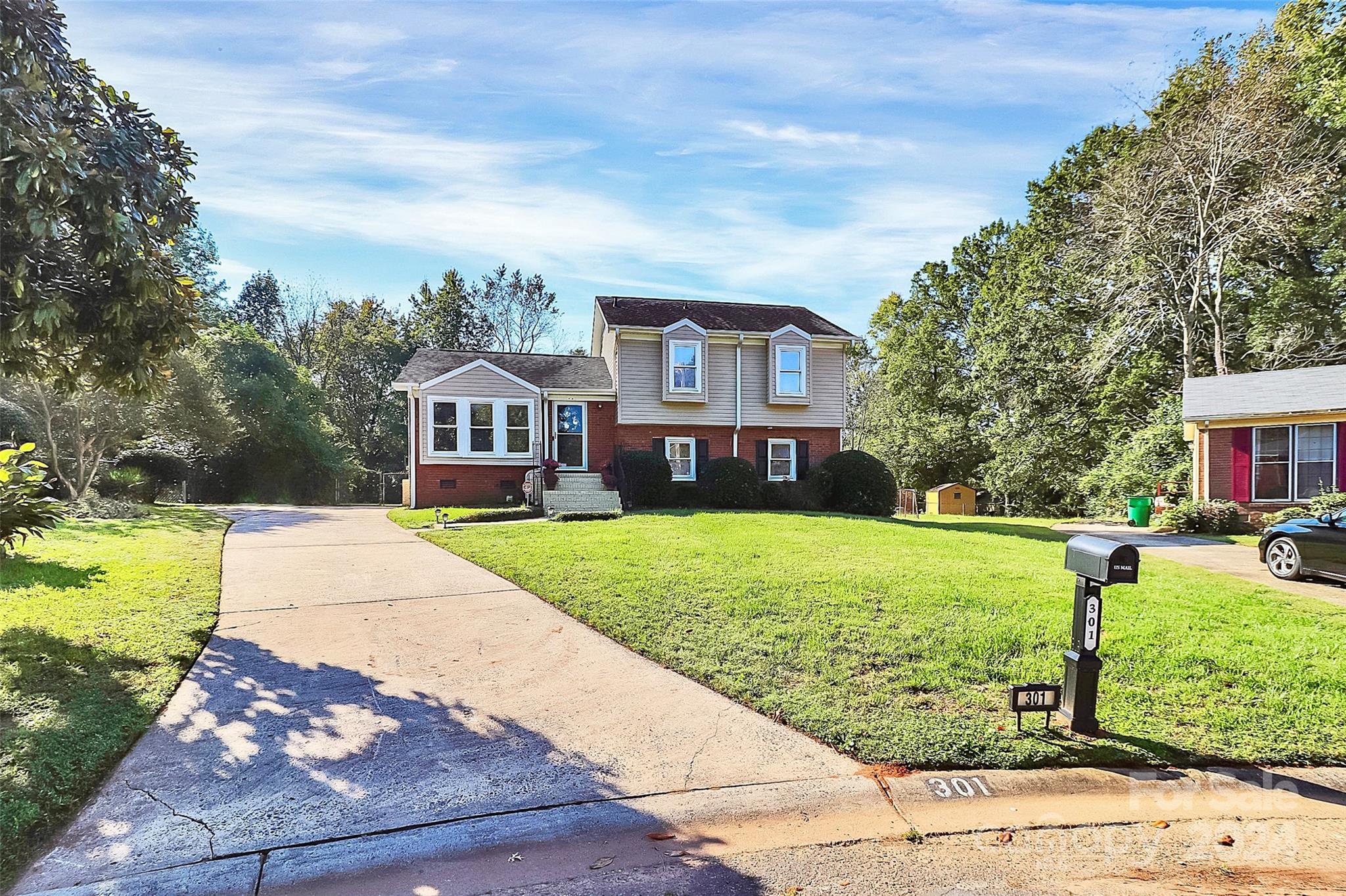 301 Red Roan Place