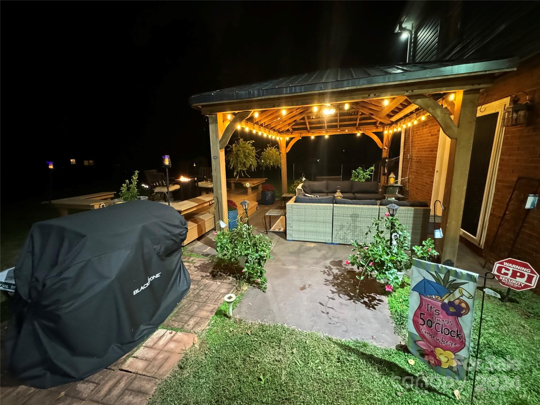 301 Red Roan Place