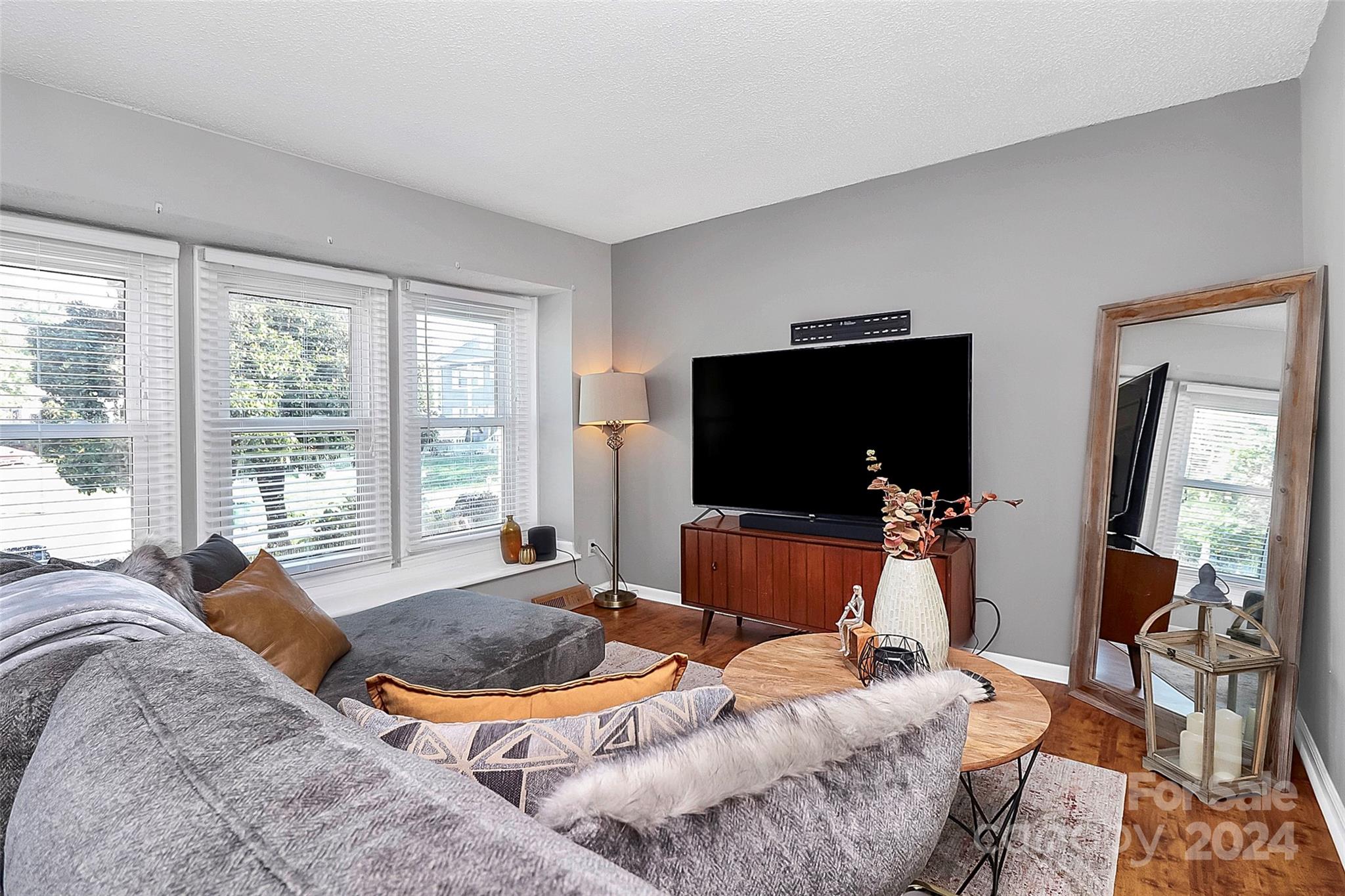 301 Red Roan Place