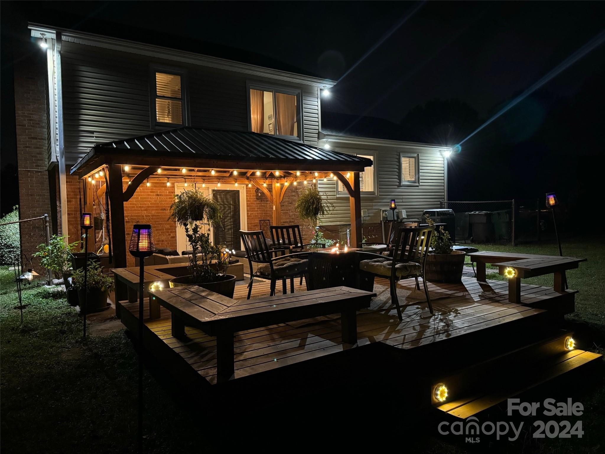 301 Red Roan Place