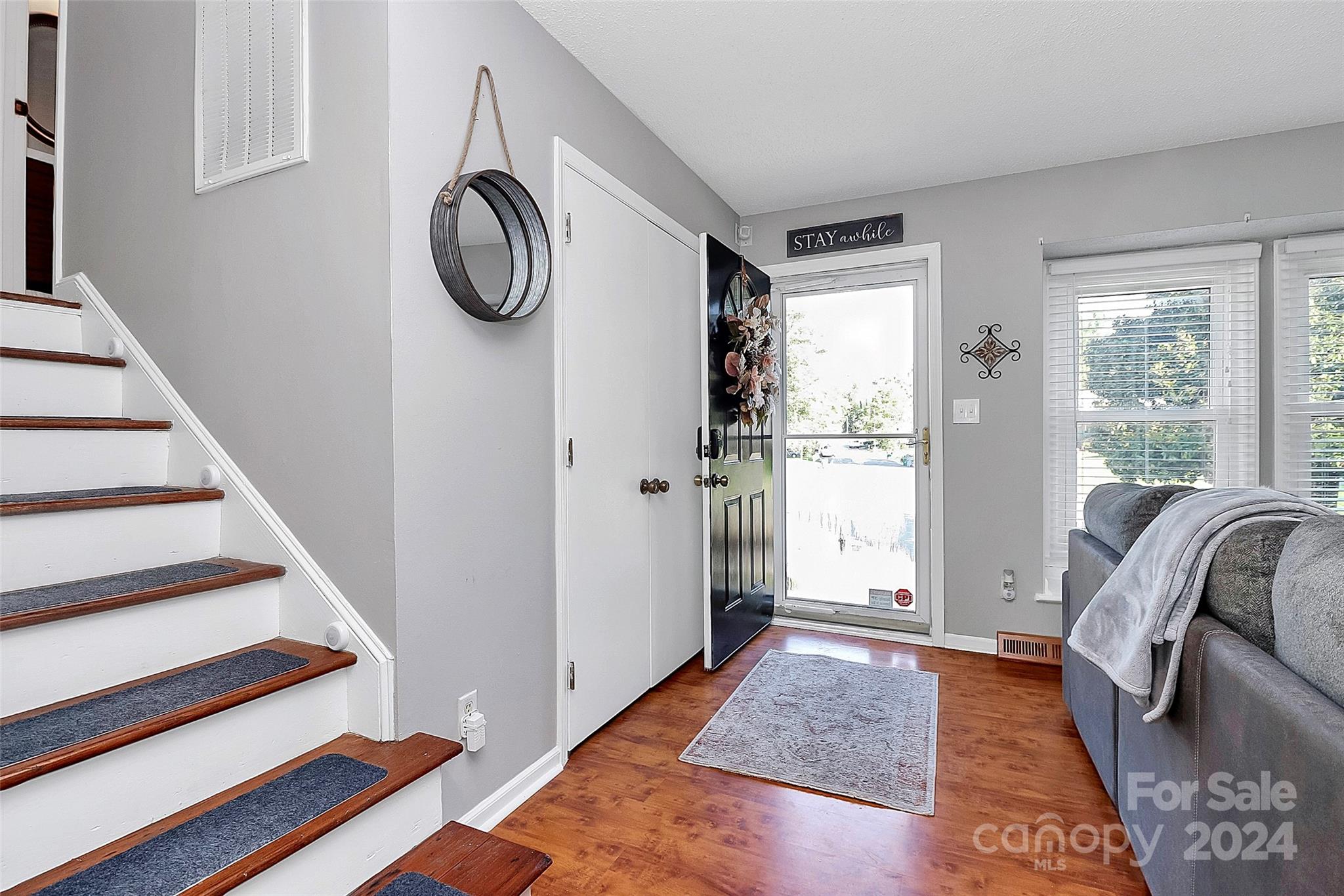 301 Red Roan Place