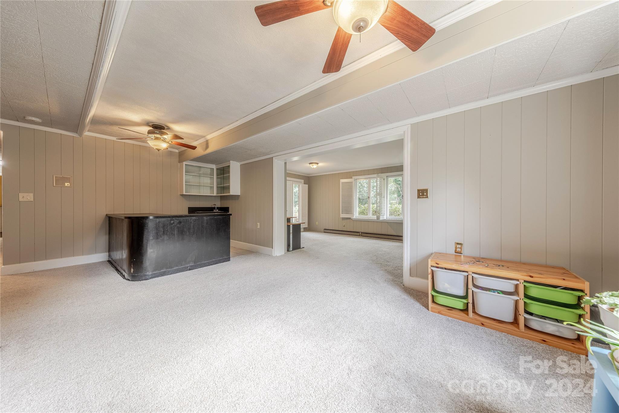 810 Regency Drive