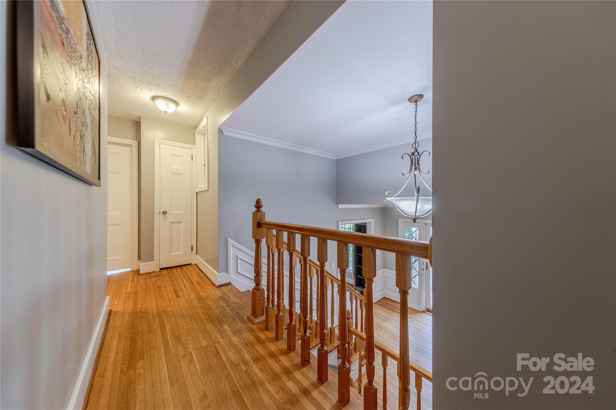 810 Regency Drive