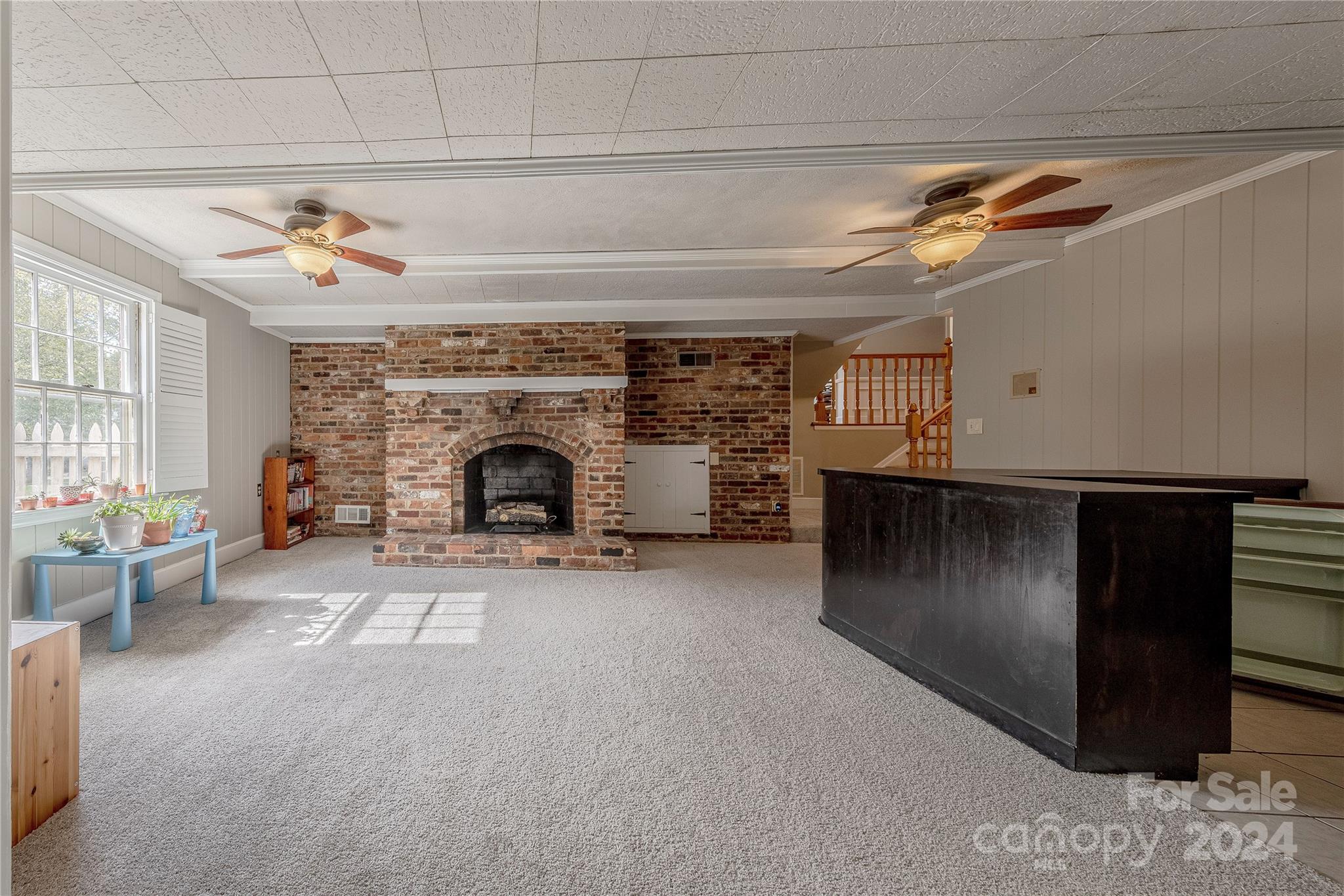 810 Regency Drive