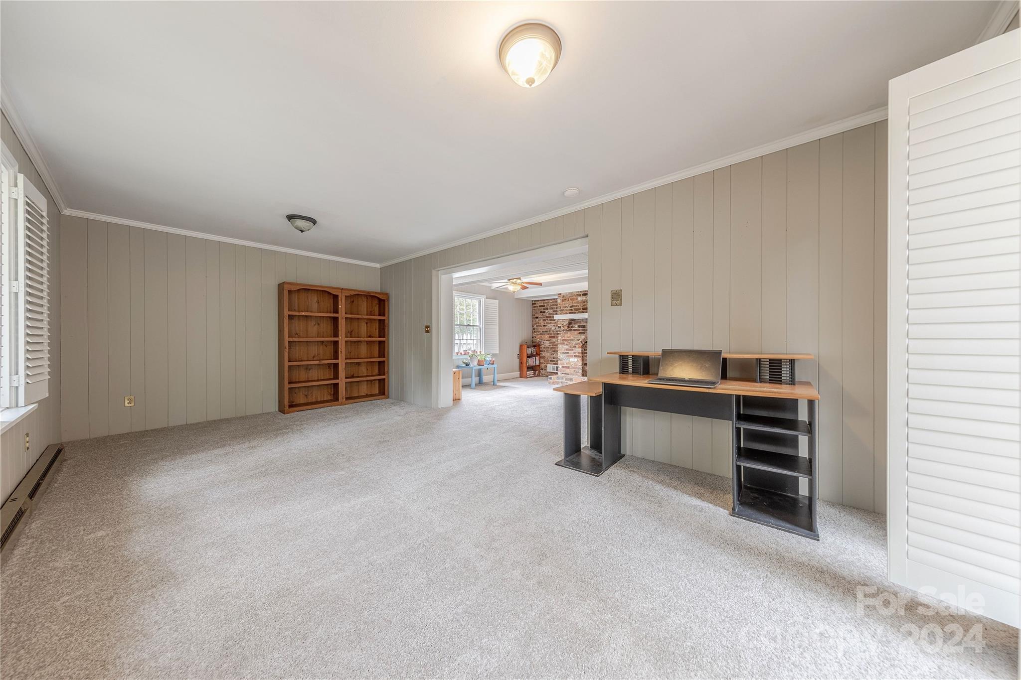 810 Regency Drive