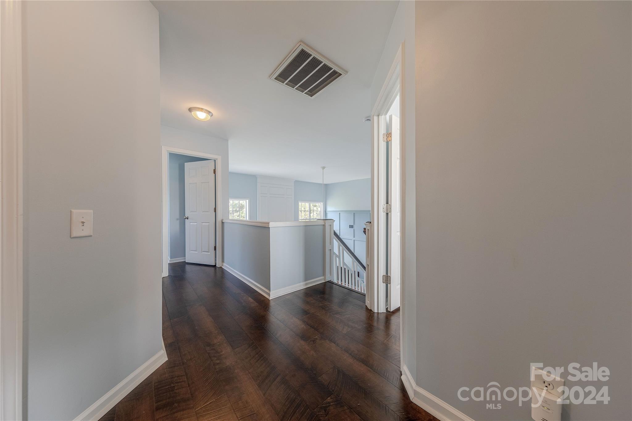 2422 Beacon Forest Drive