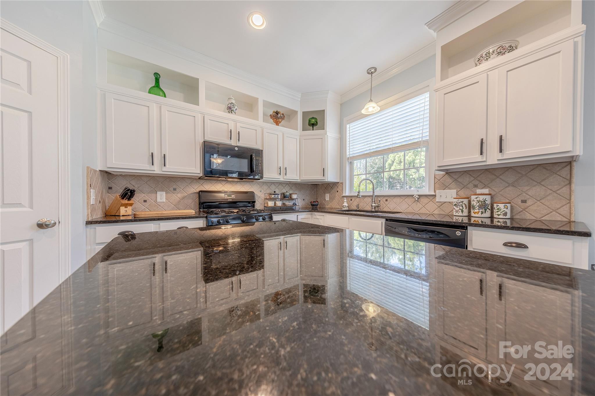 2422 Beacon Forest Drive