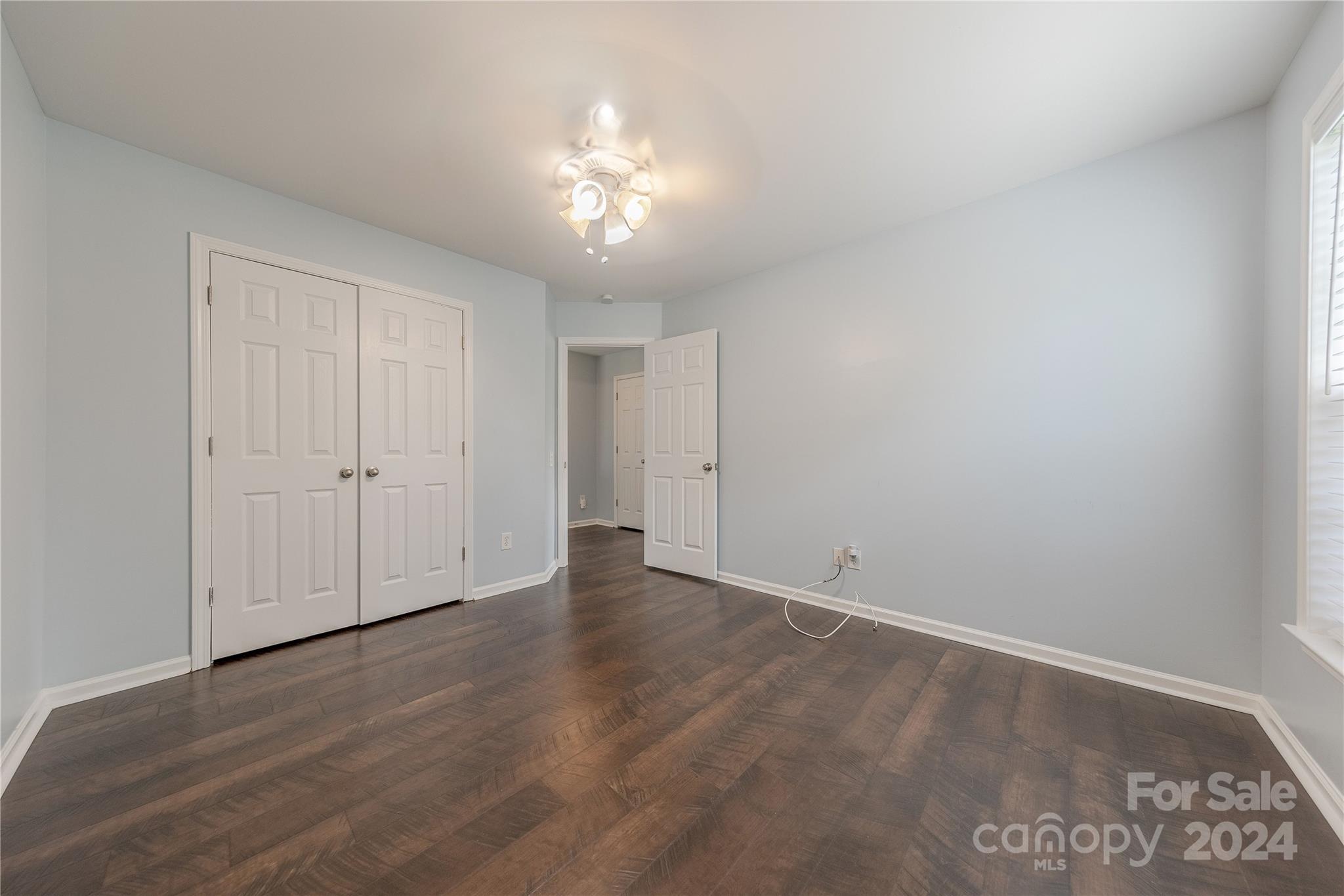 2422 Beacon Forest Drive
