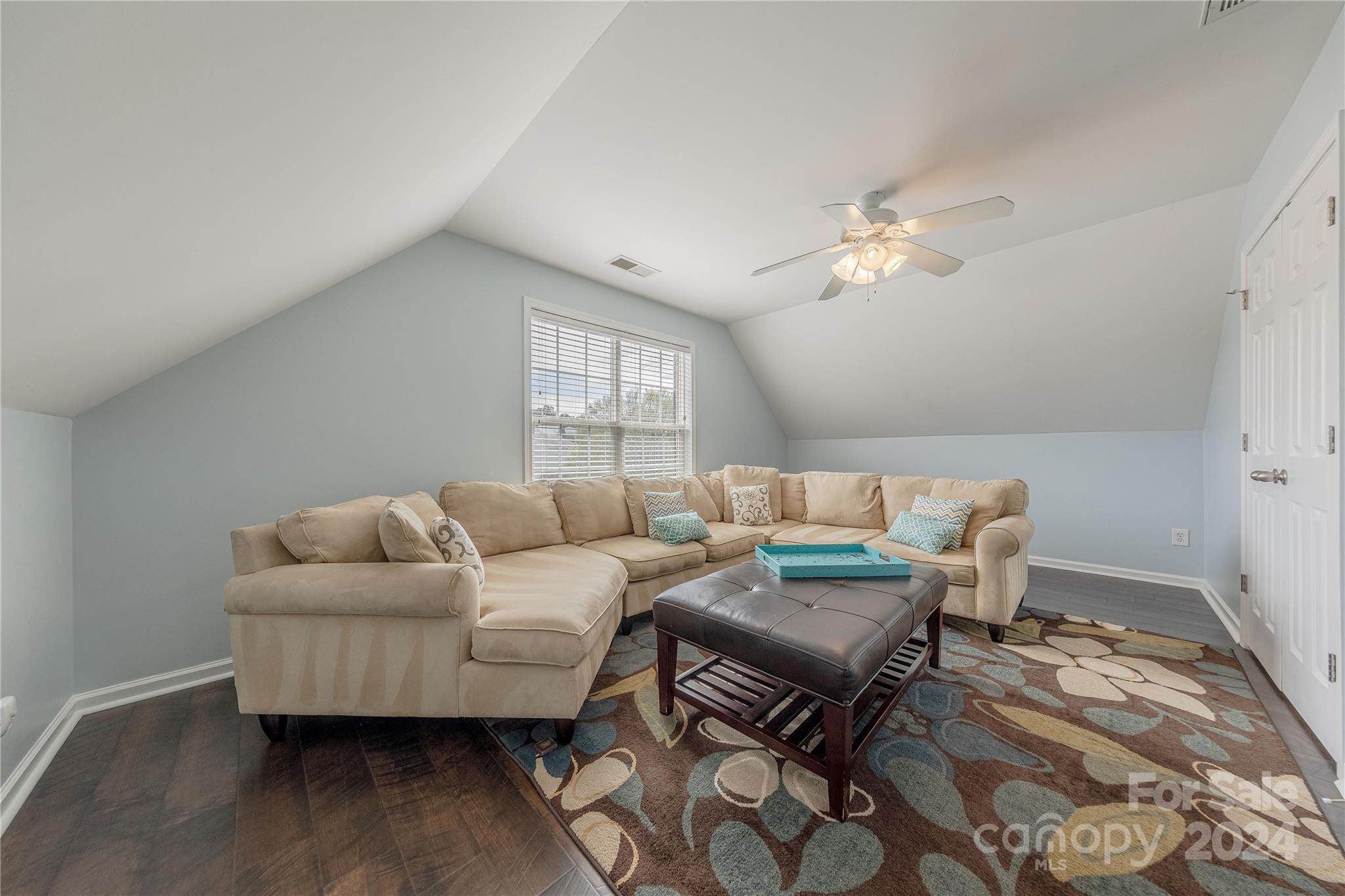 2422 Beacon Forest Drive