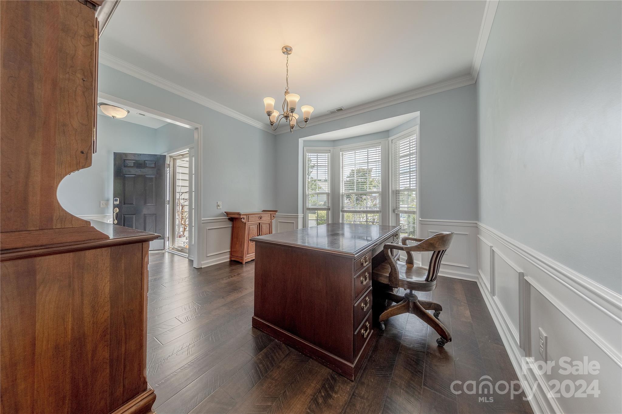 2422 Beacon Forest Drive