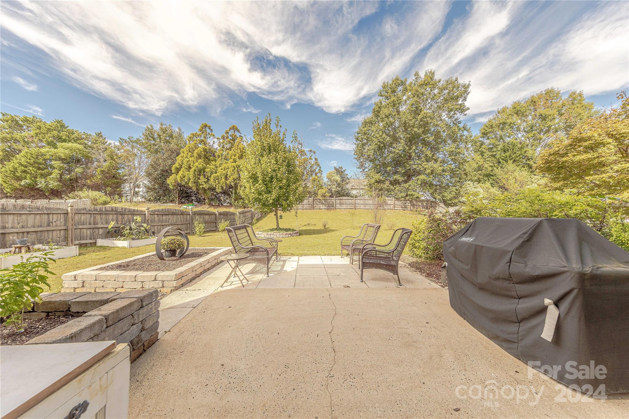 2422 Beacon Forest Drive