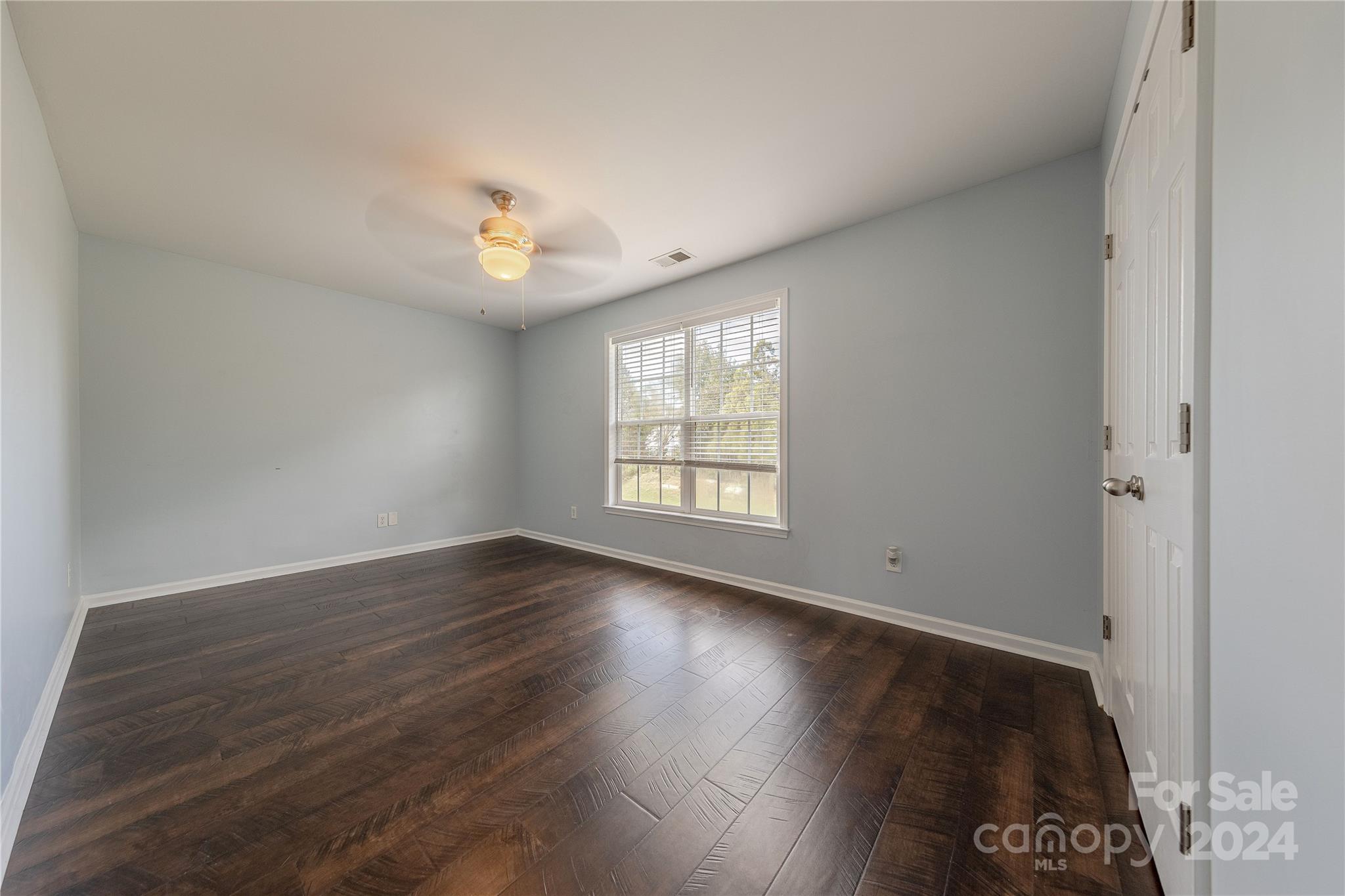 2422 Beacon Forest Drive