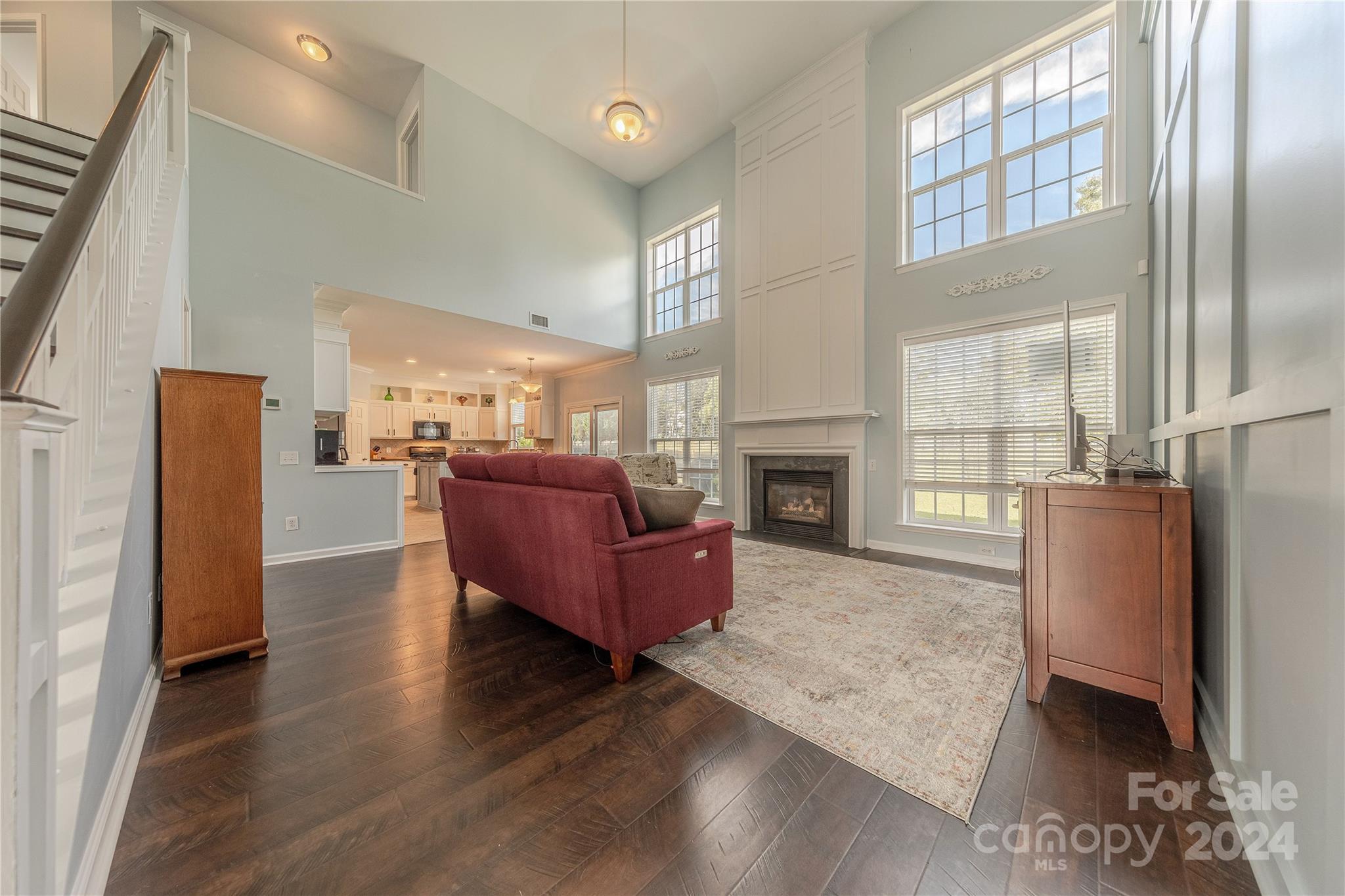 2422 Beacon Forest Drive