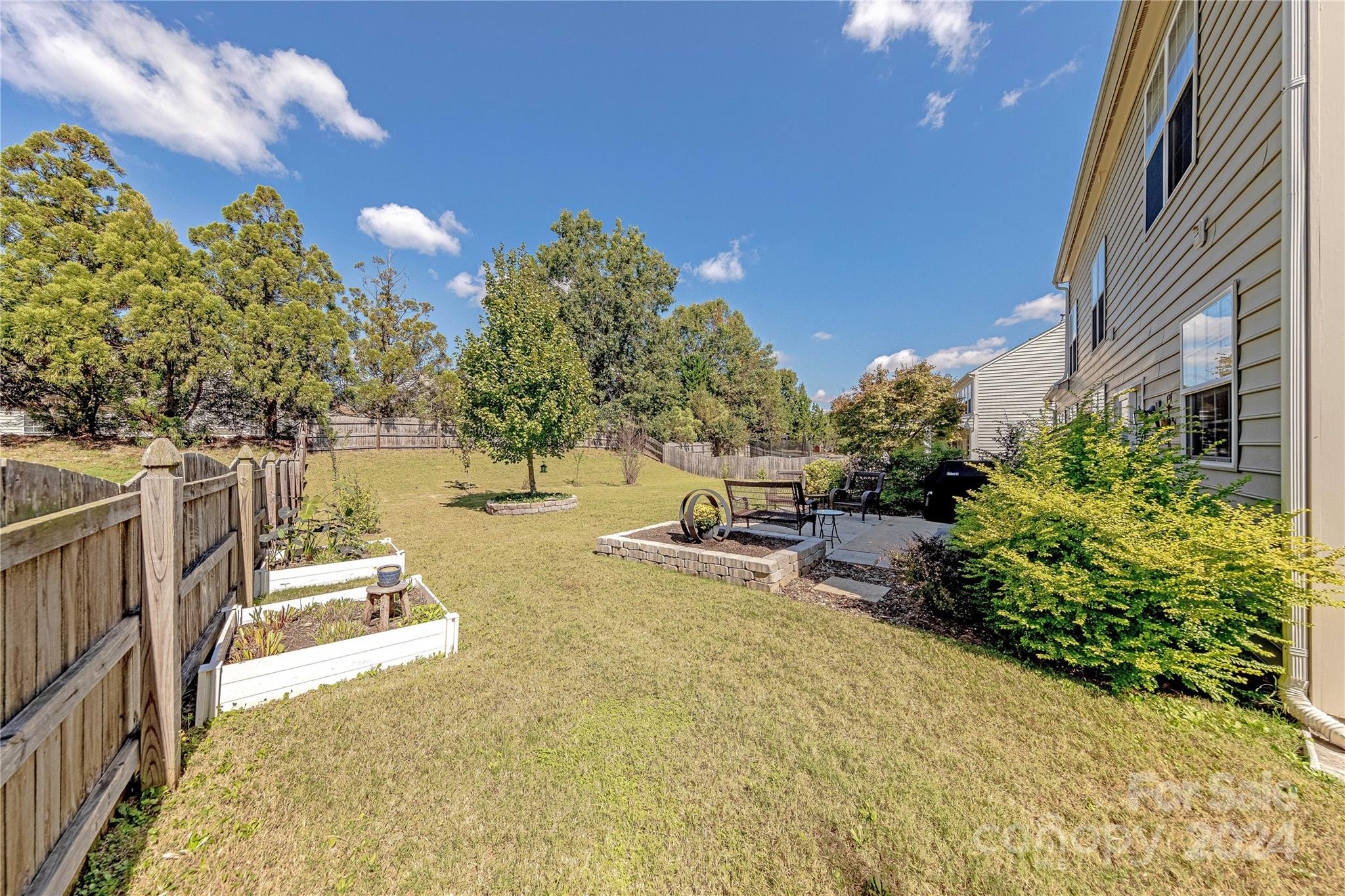 2422 Beacon Forest Drive