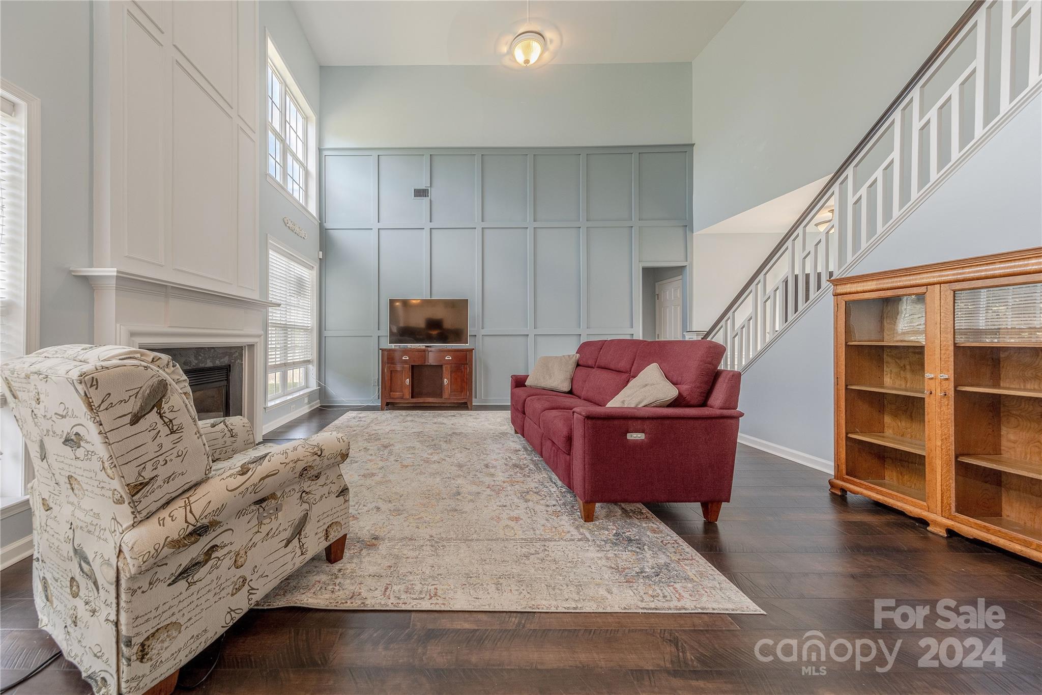 2422 Beacon Forest Drive