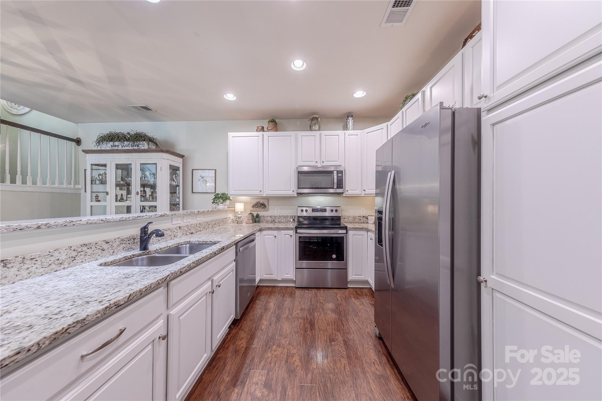 12117 Frogs Leap Court
