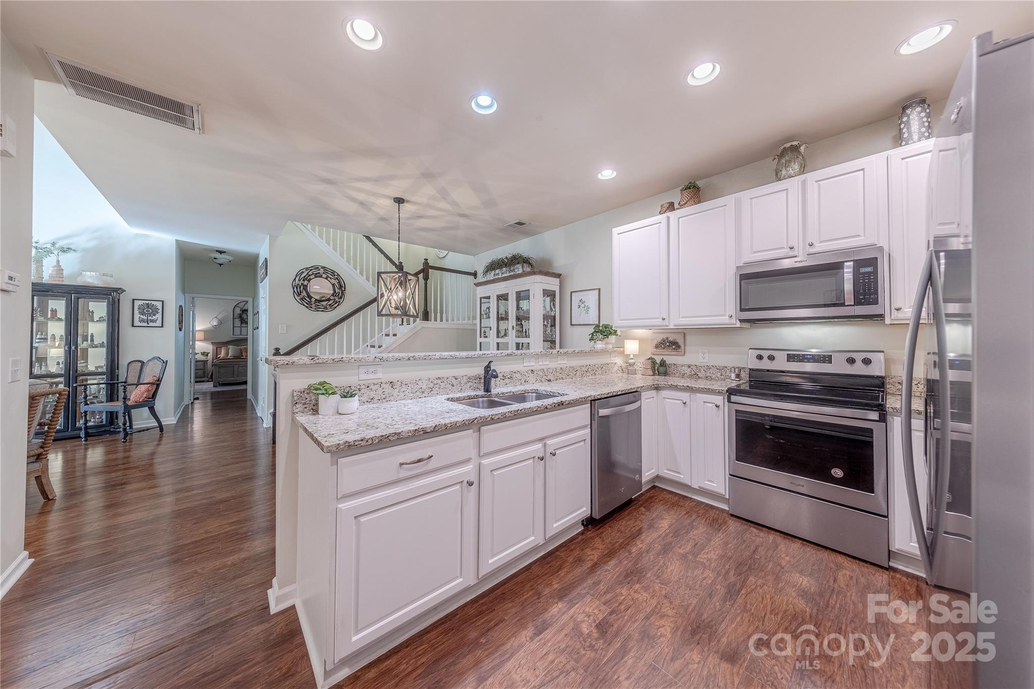 12117 Frogs Leap Court