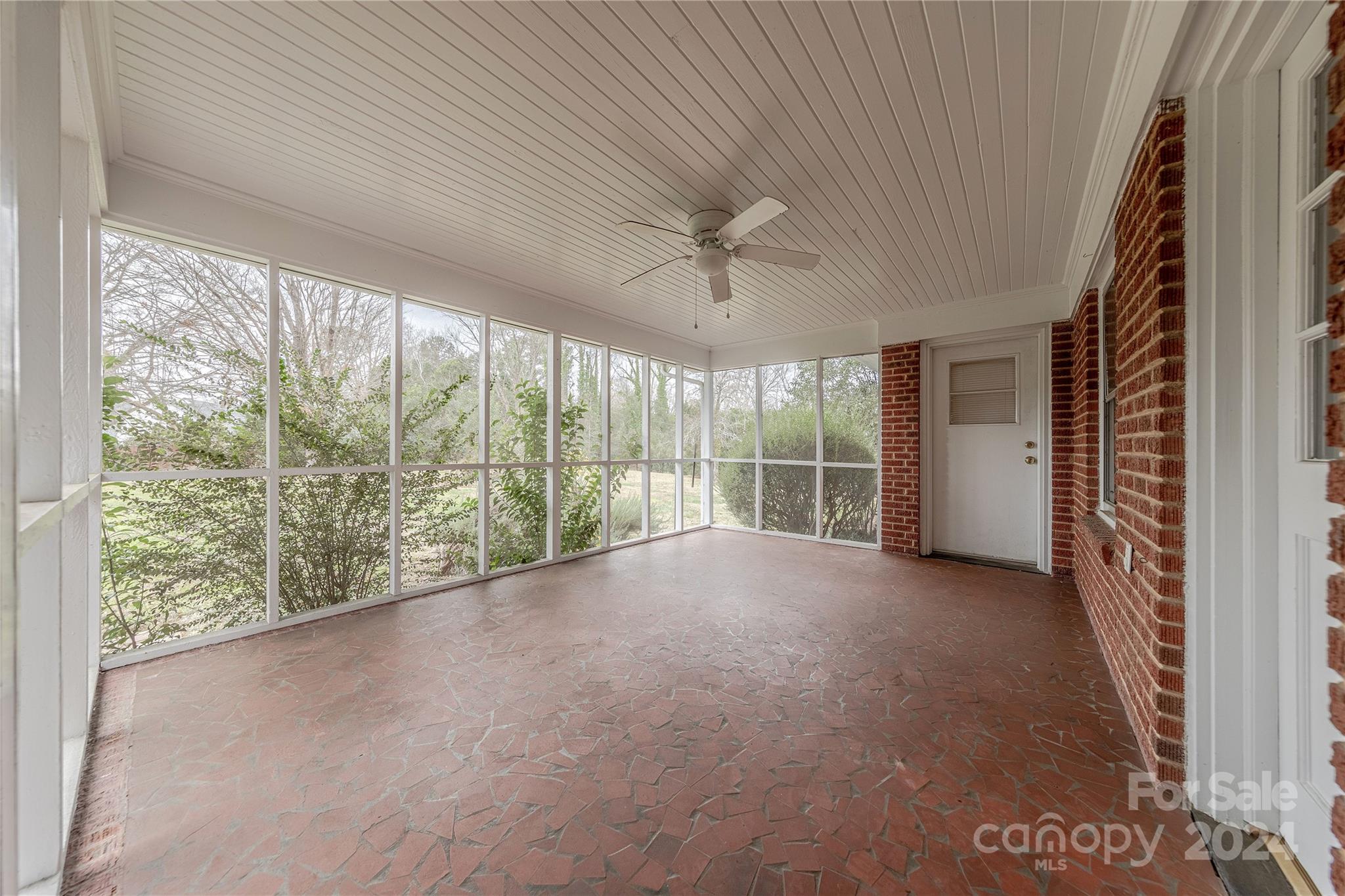 4620 Sharon View Road