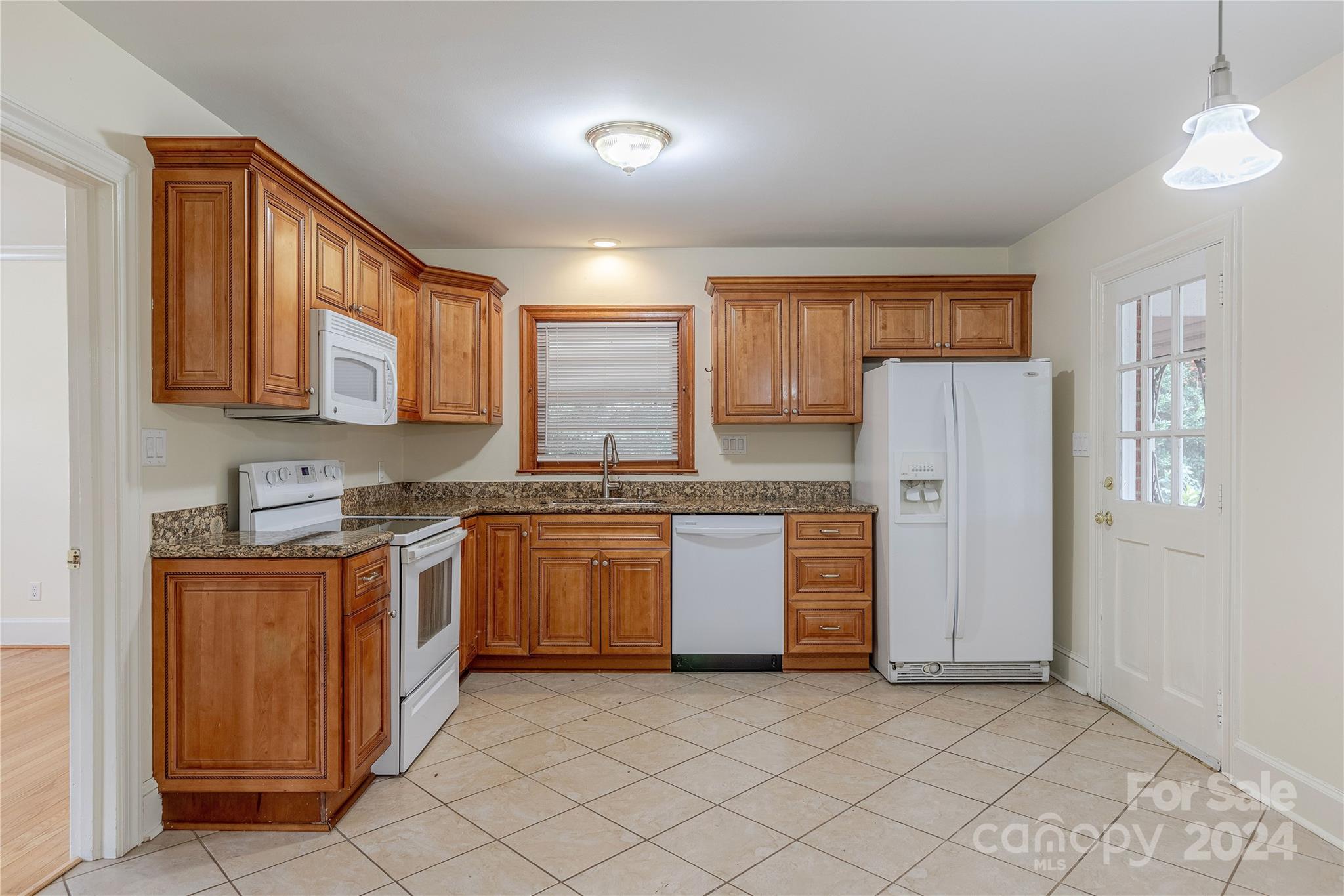 4620 Sharon View Road