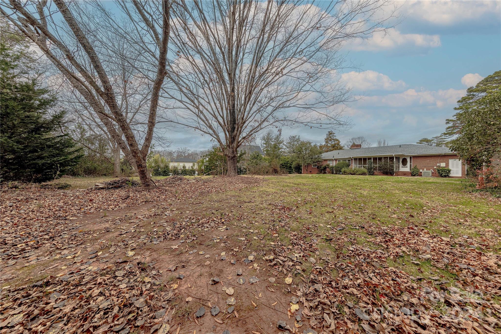 4620 Sharon View Road