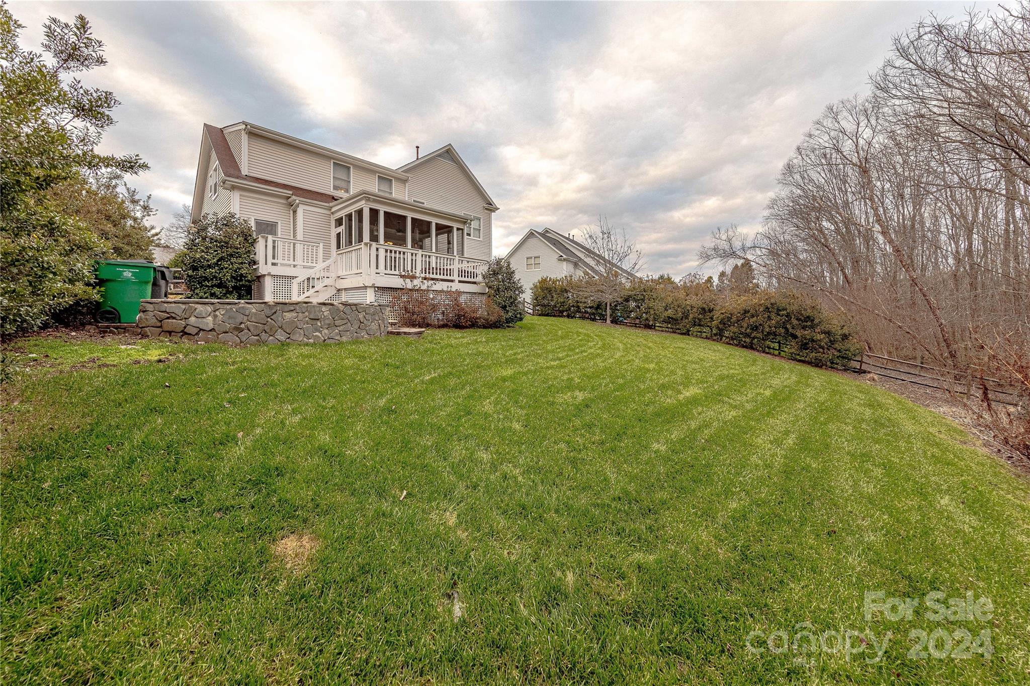6906 Red Maple Drive