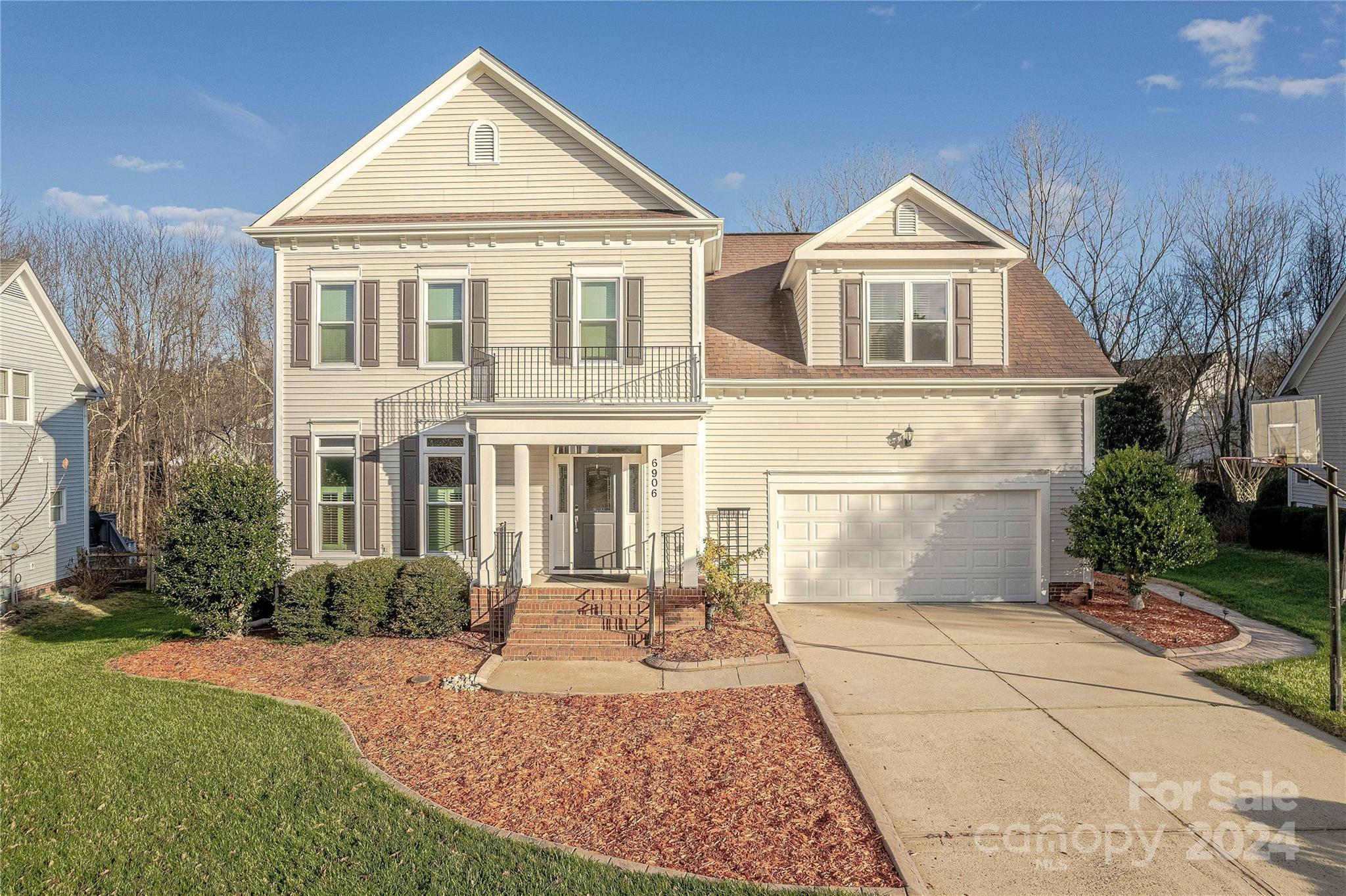 6906 Red Maple Drive