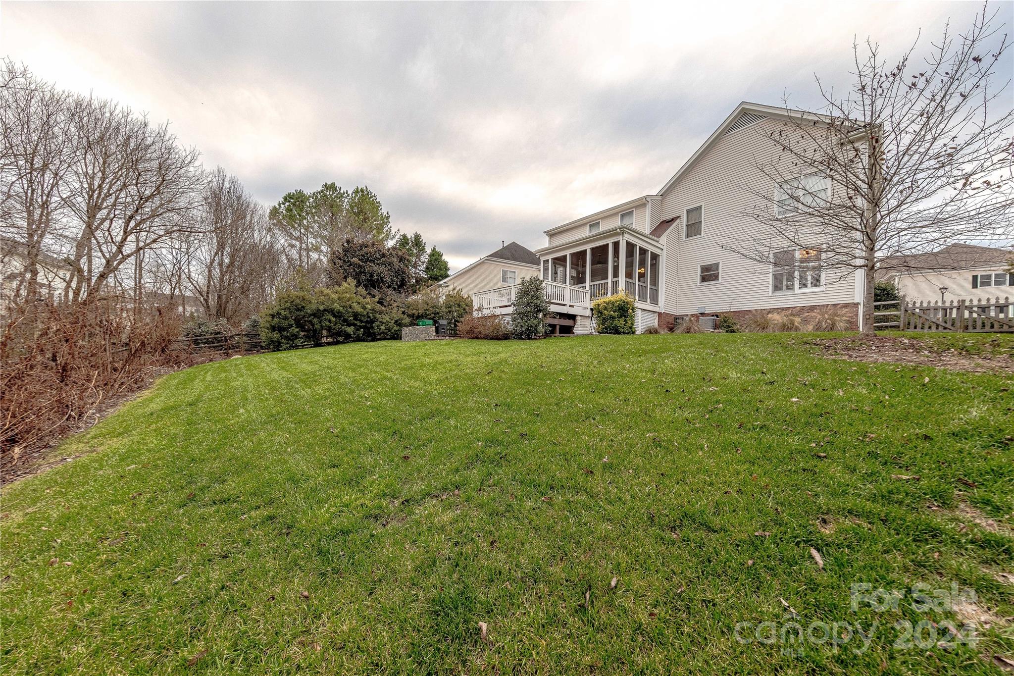 6906 Red Maple Drive