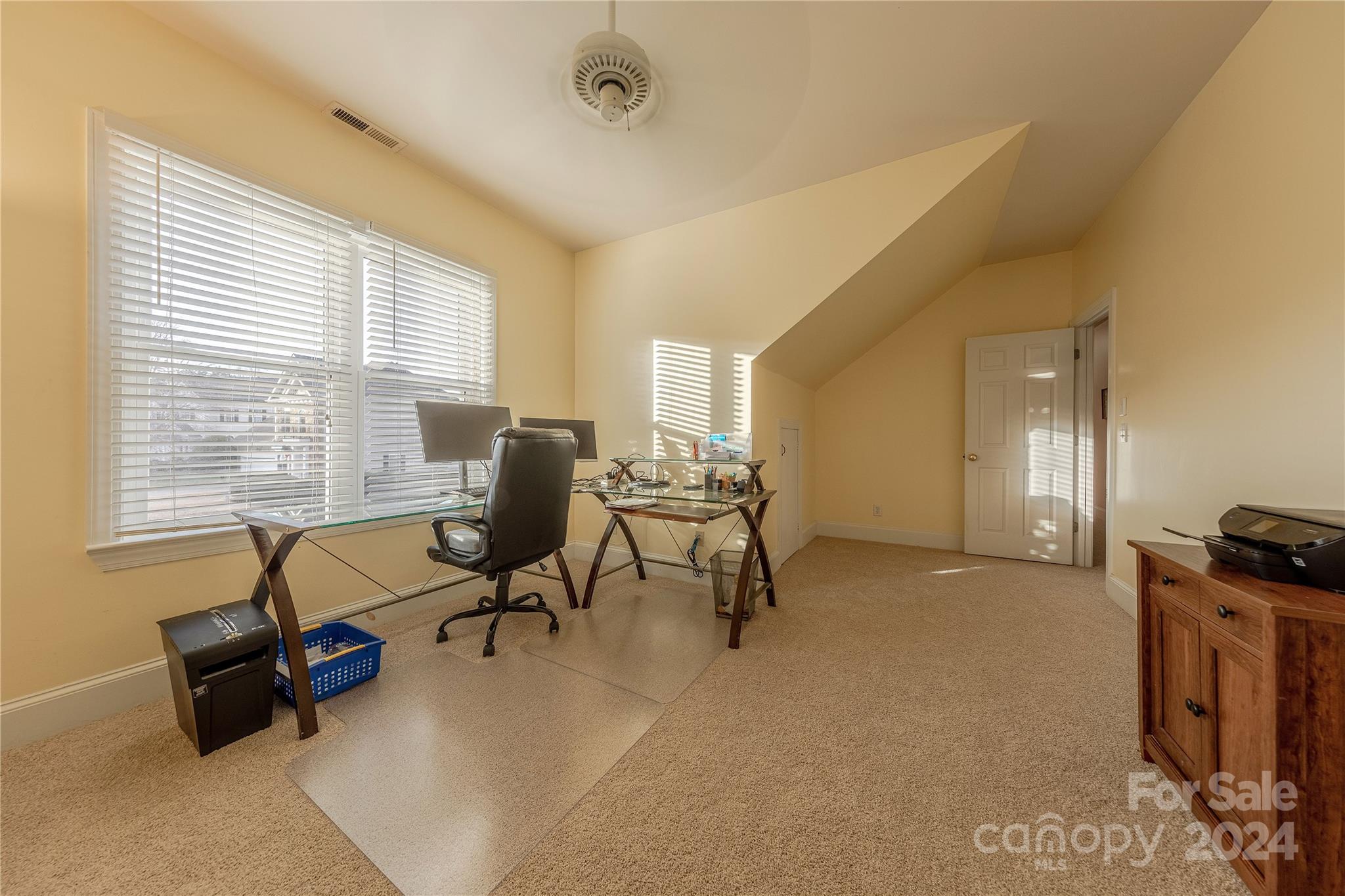 6906 Red Maple Drive