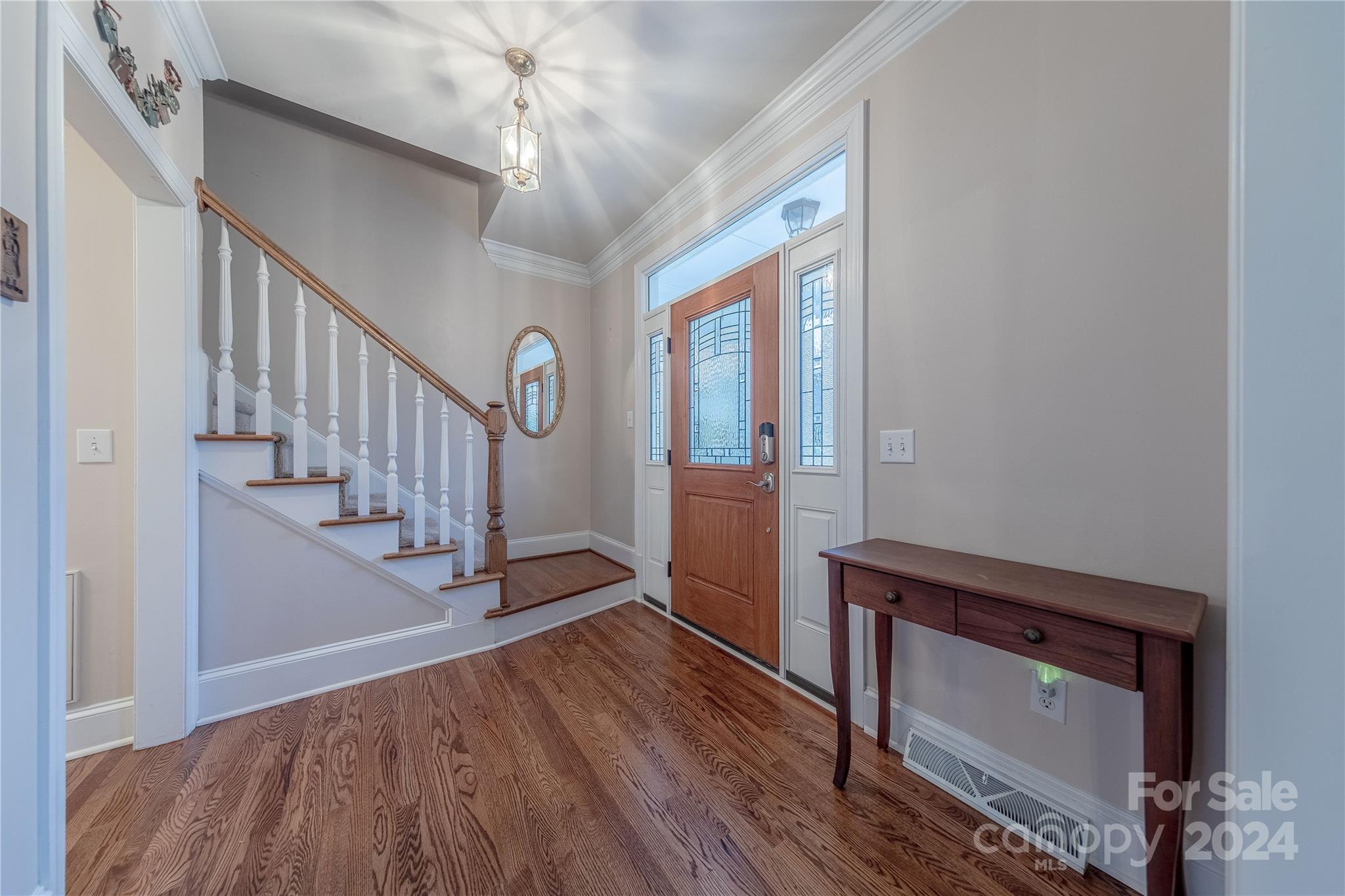 6906 Red Maple Drive