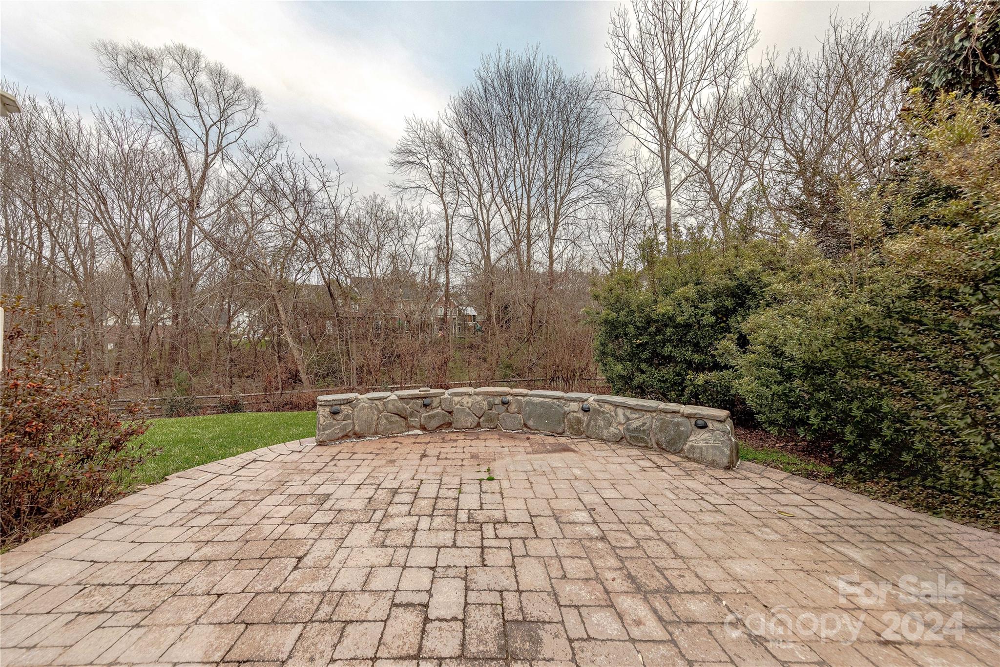6906 Red Maple Drive