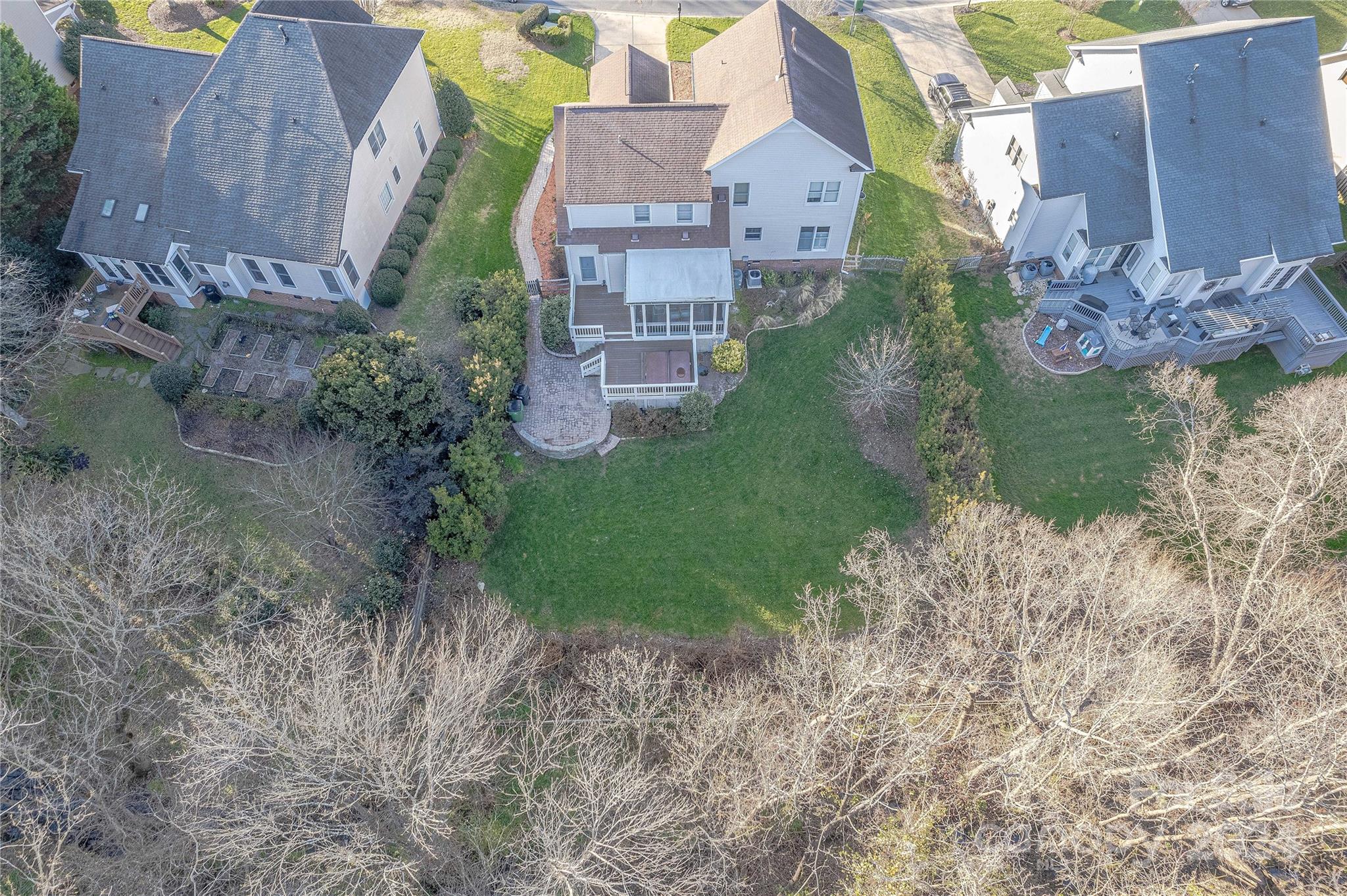 6906 Red Maple Drive