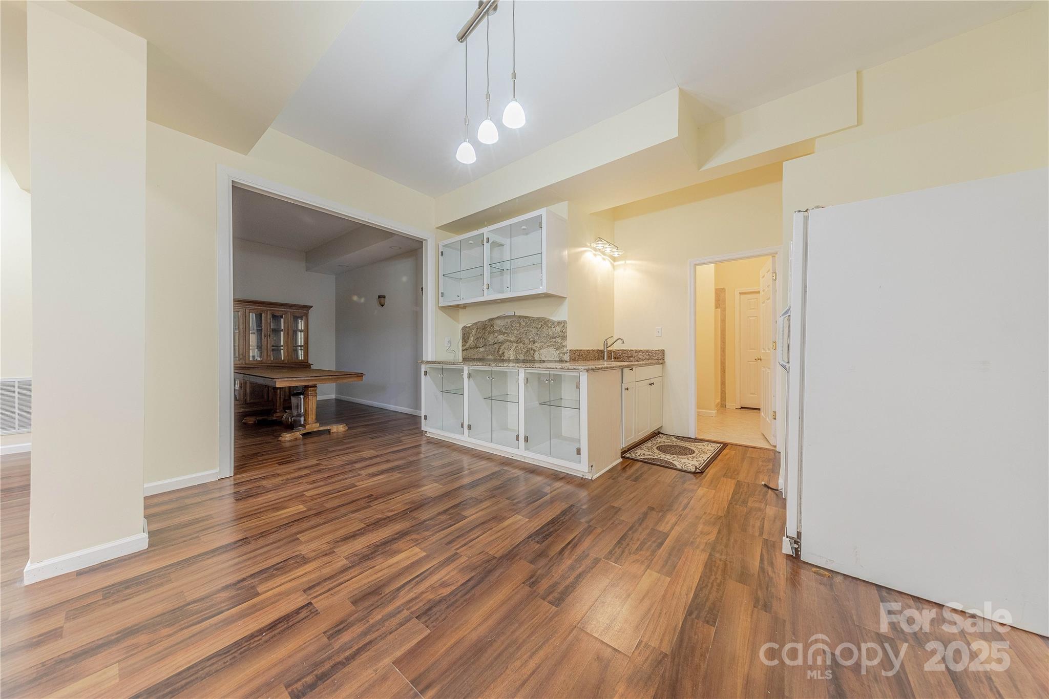 4225 Nathaniel Glen Court