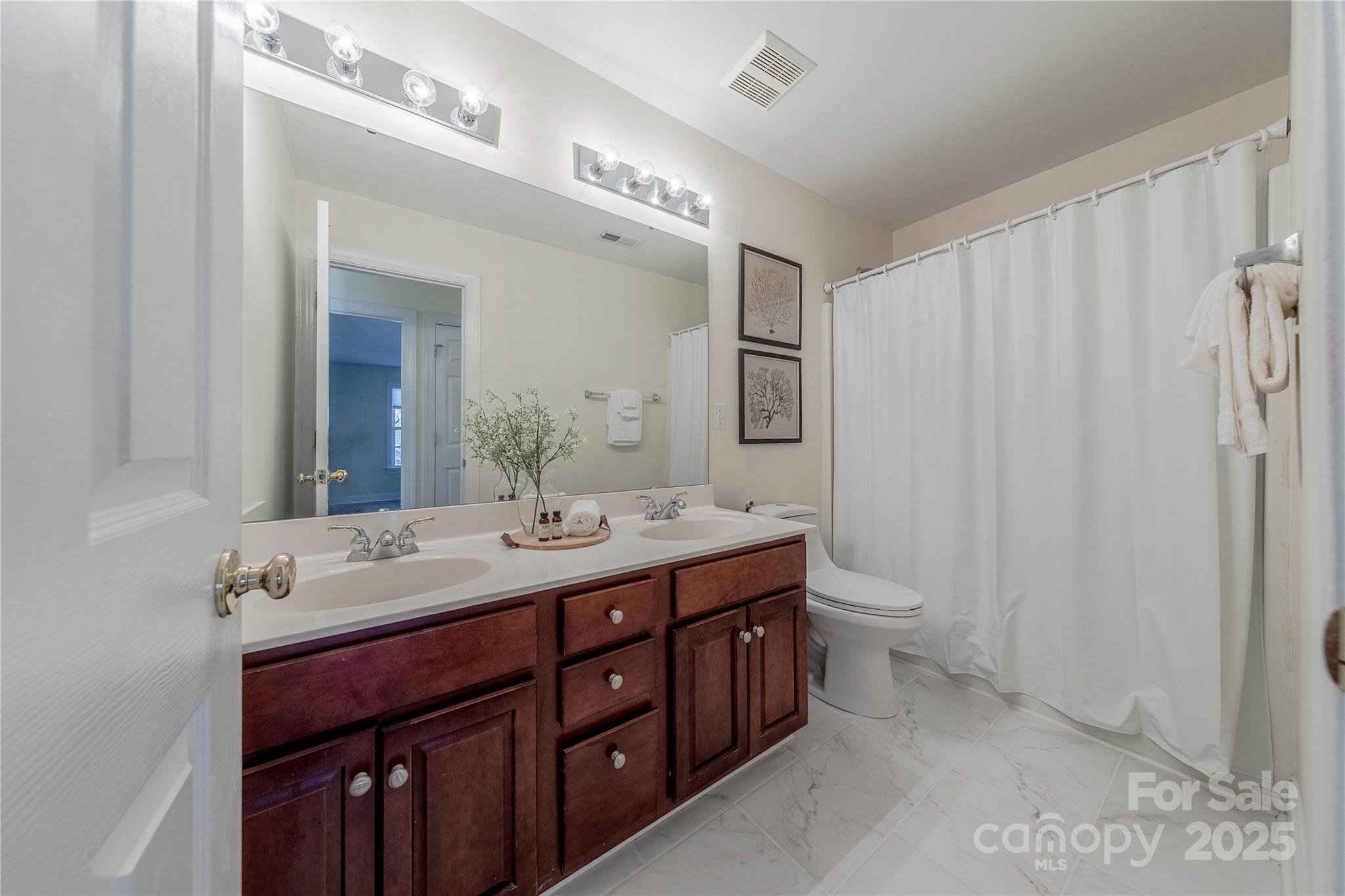 4225 Nathaniel Glen Court