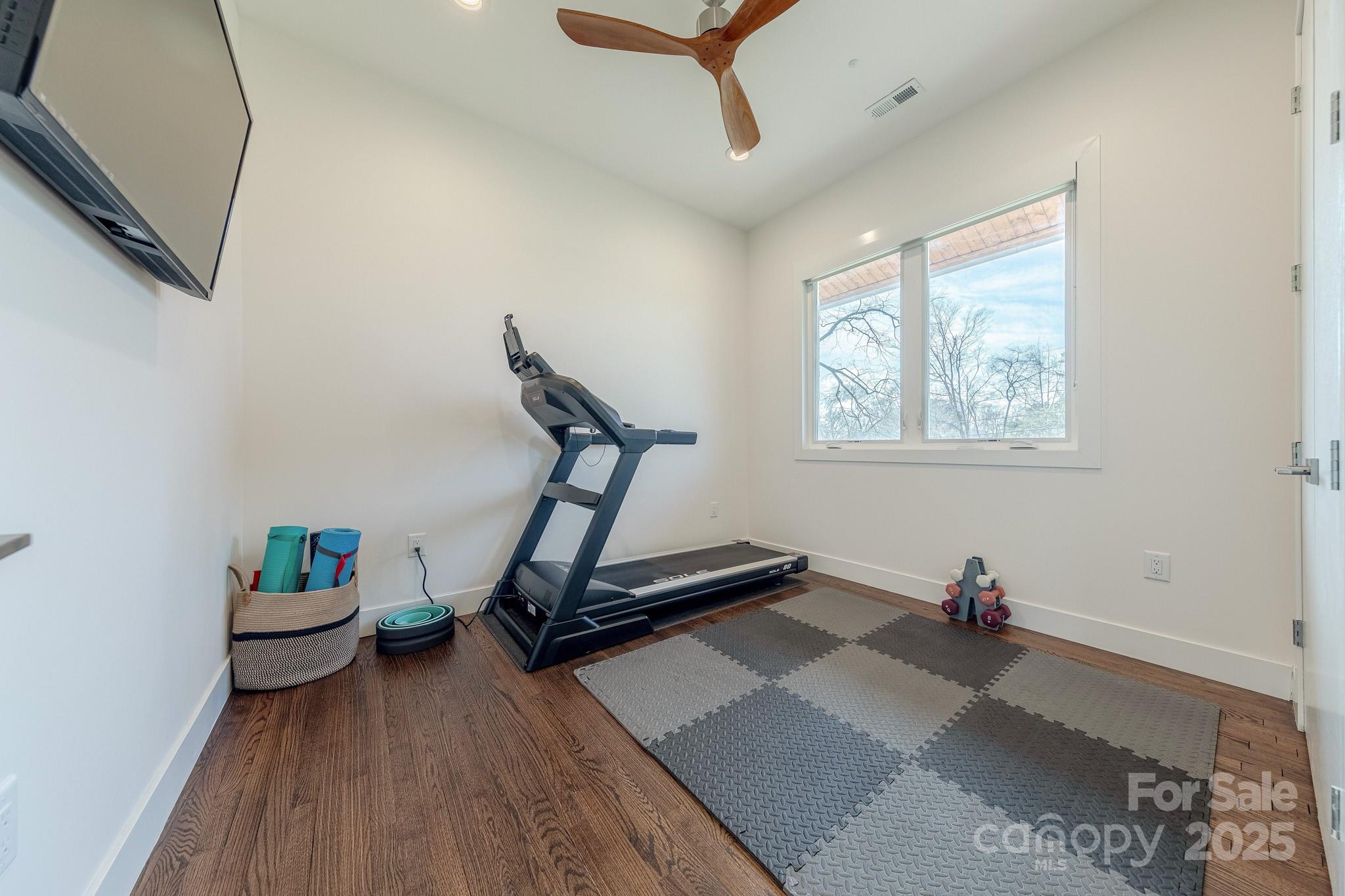6017 Rose Valley Drive