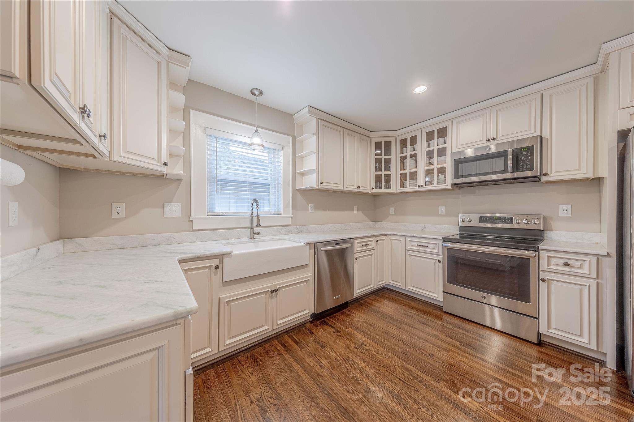 304 W Park Avenue