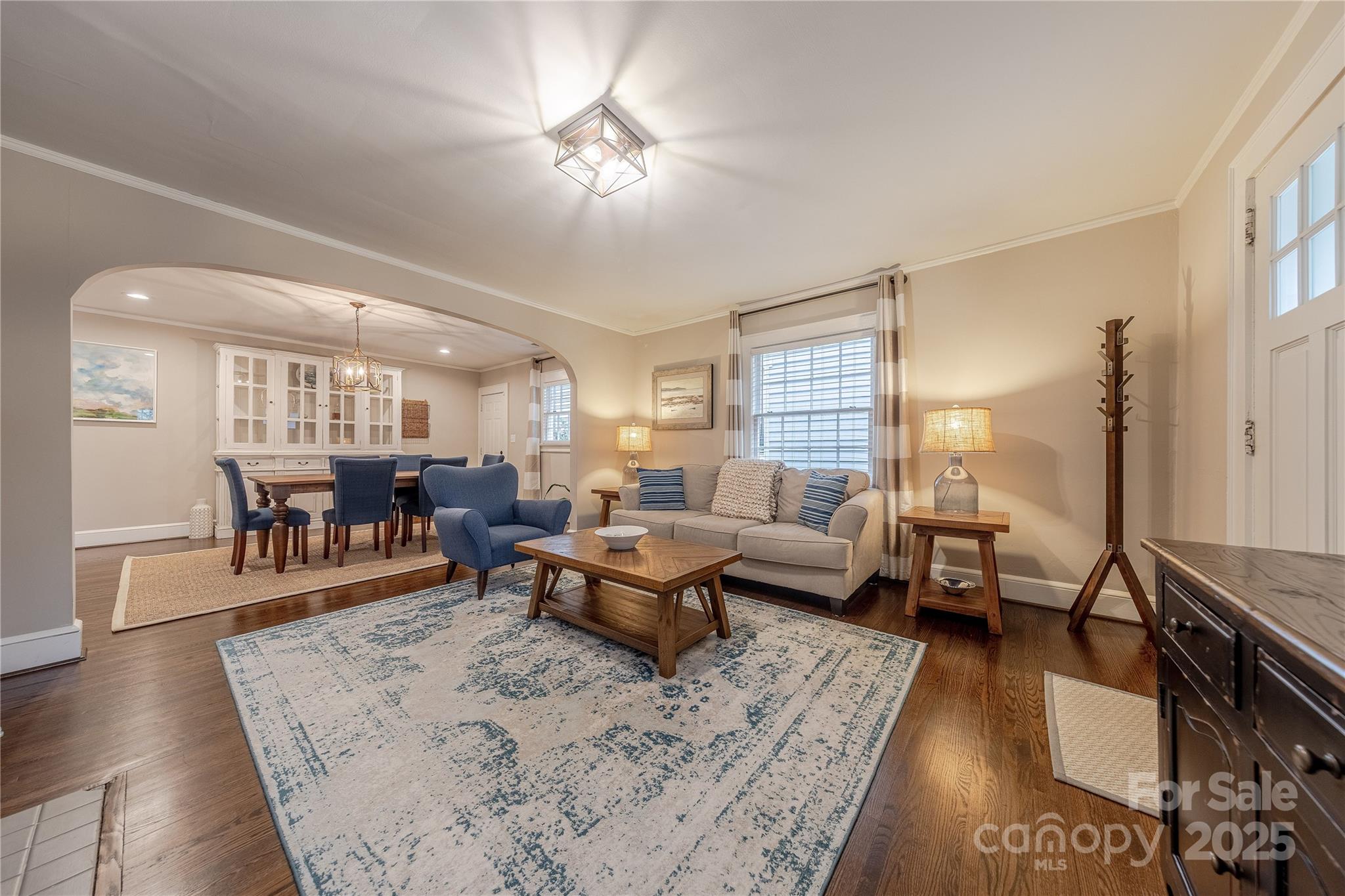 304 W Park Avenue