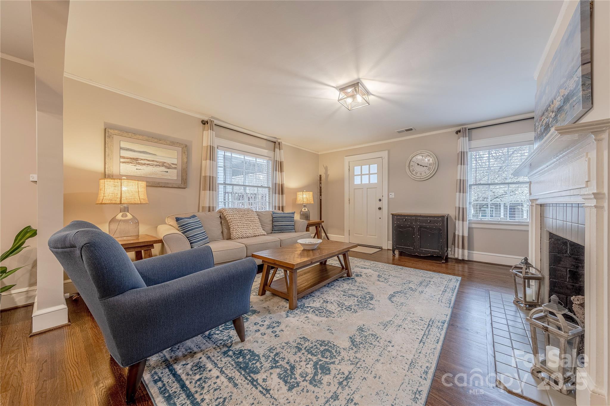 304 W Park Avenue