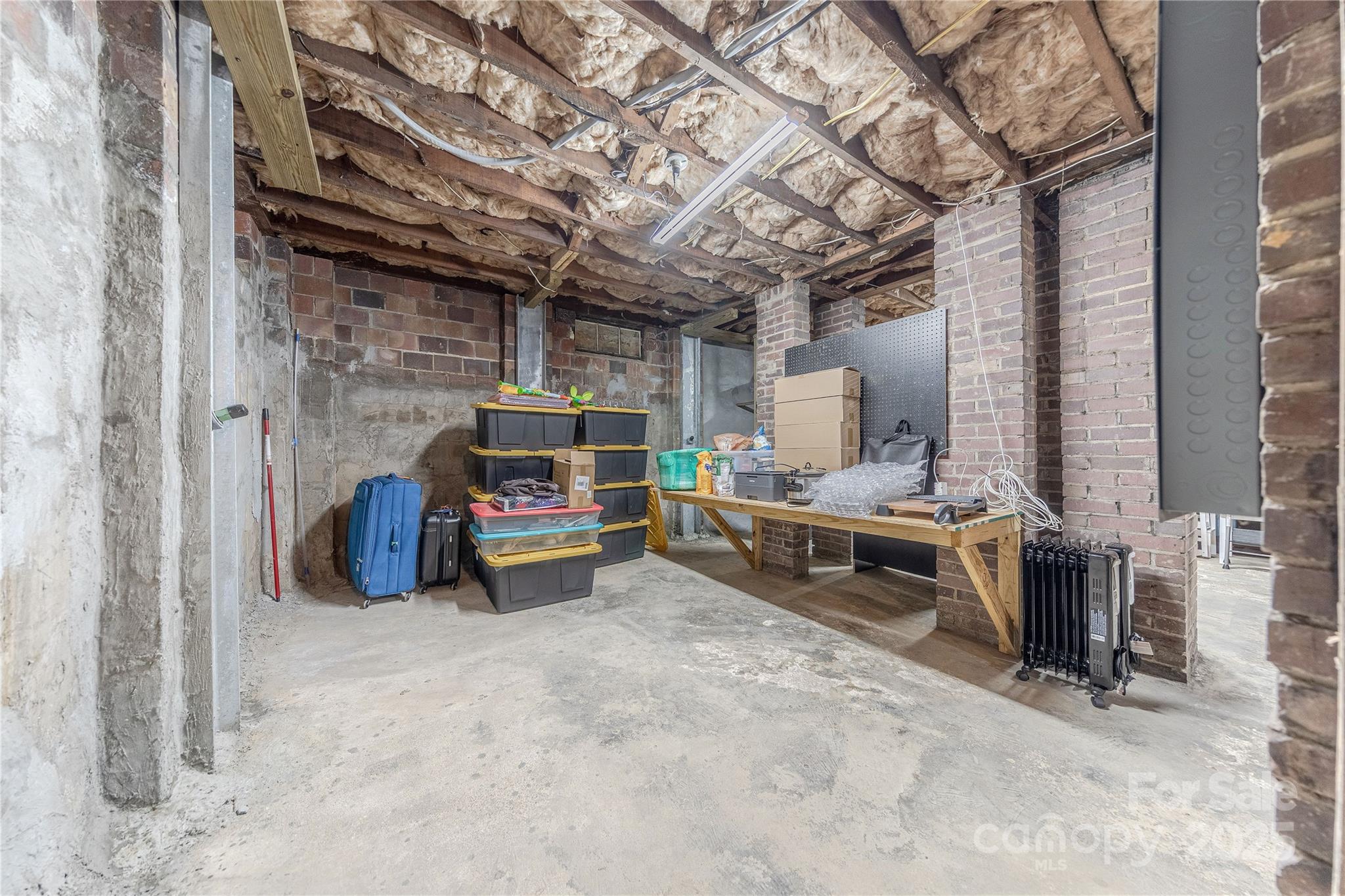 304 W Park Avenue