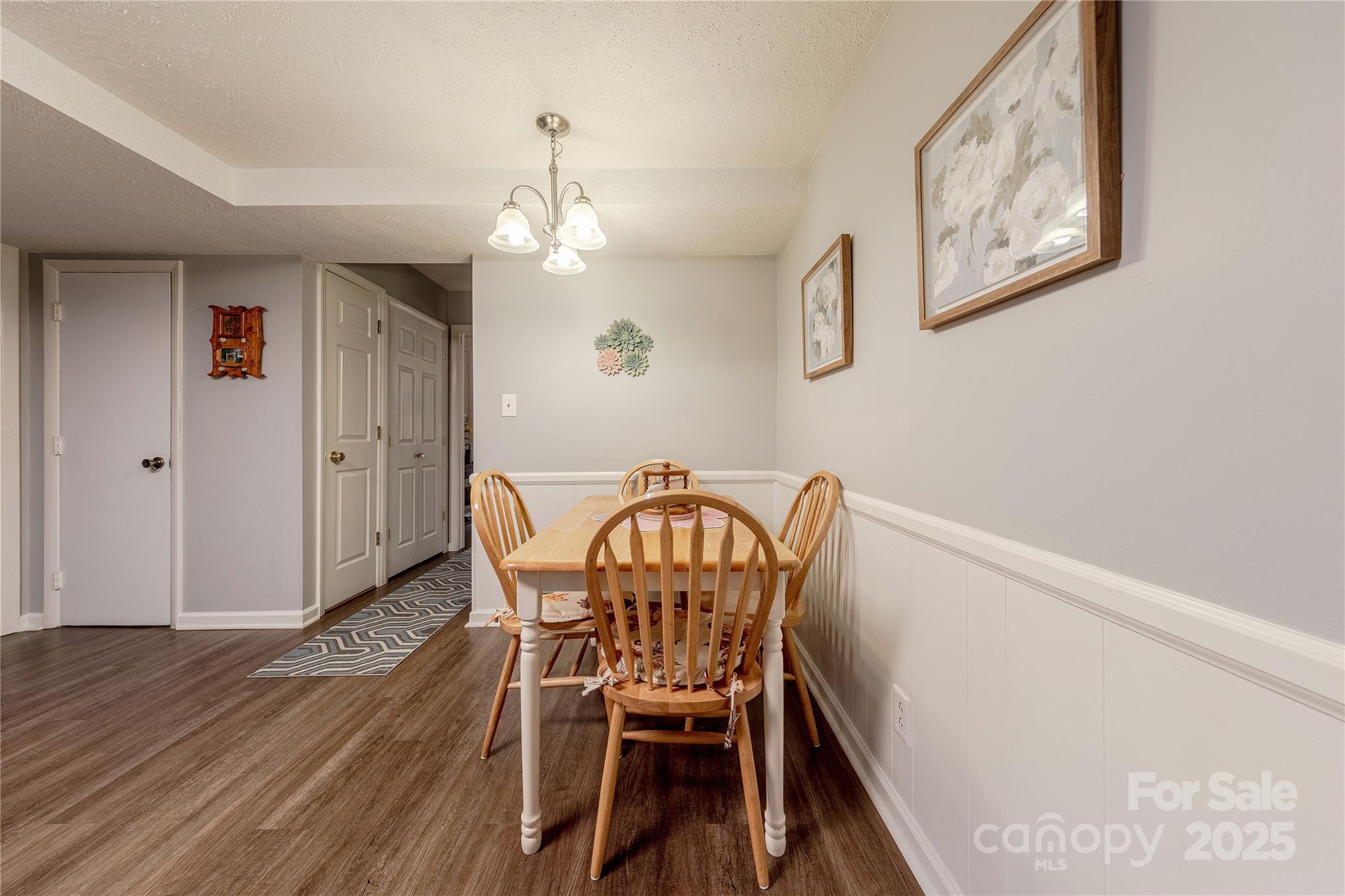 4840 Autumn Leaf Lane