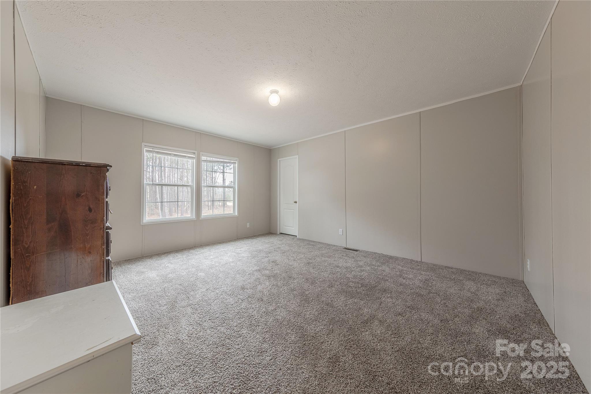 2647 Dusty Trail Lane