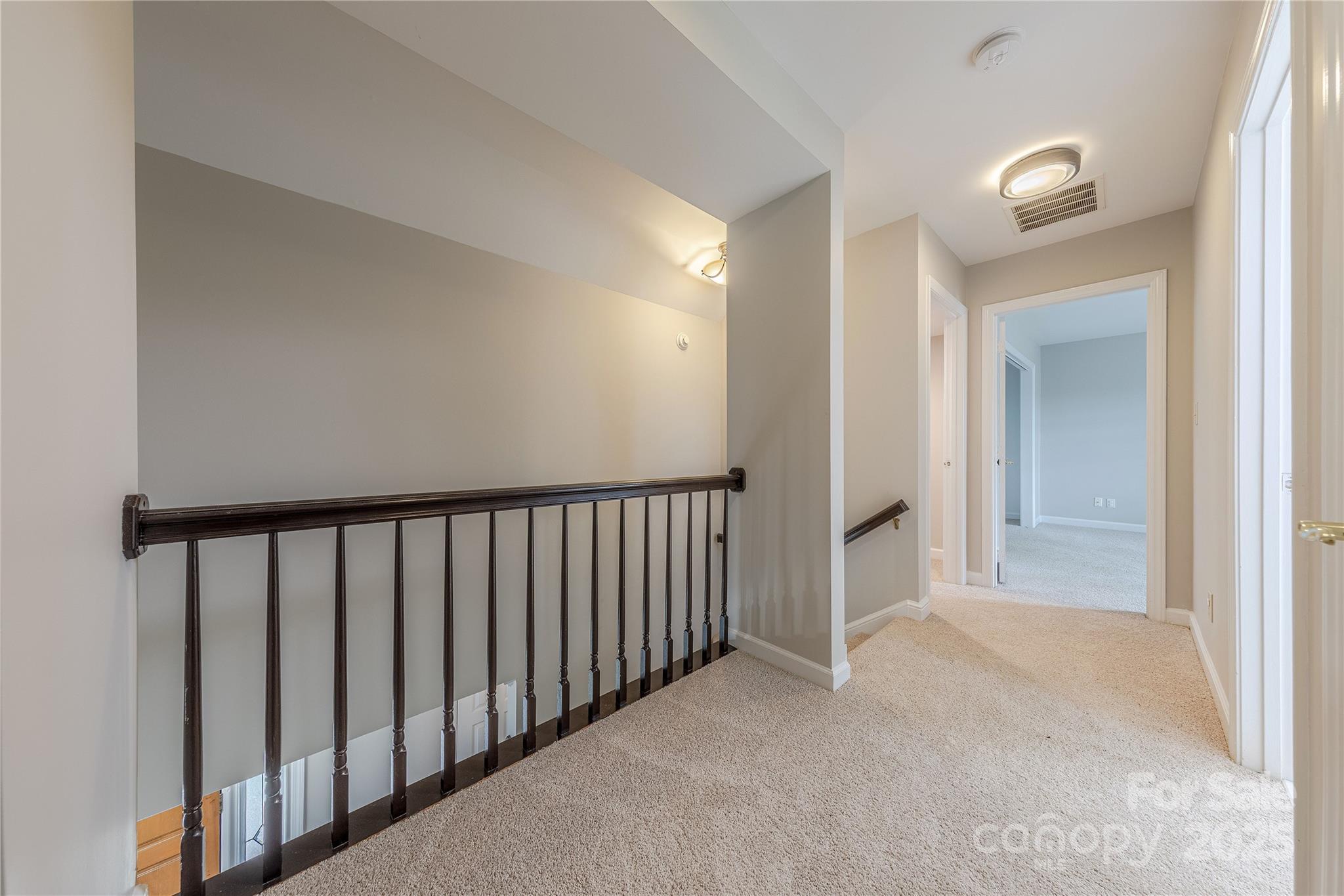 10101 Woodview Circle