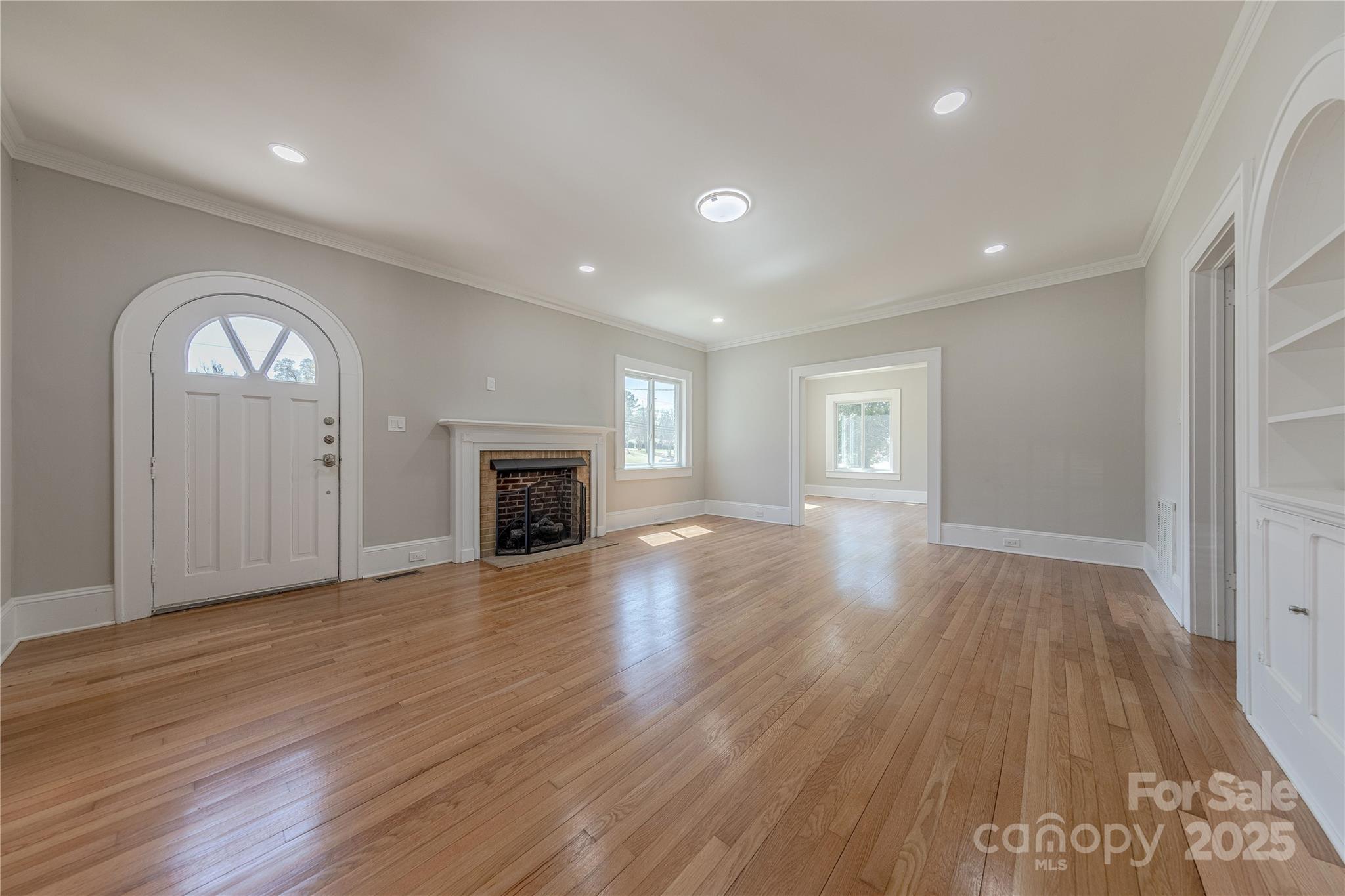 410 E Arch Street